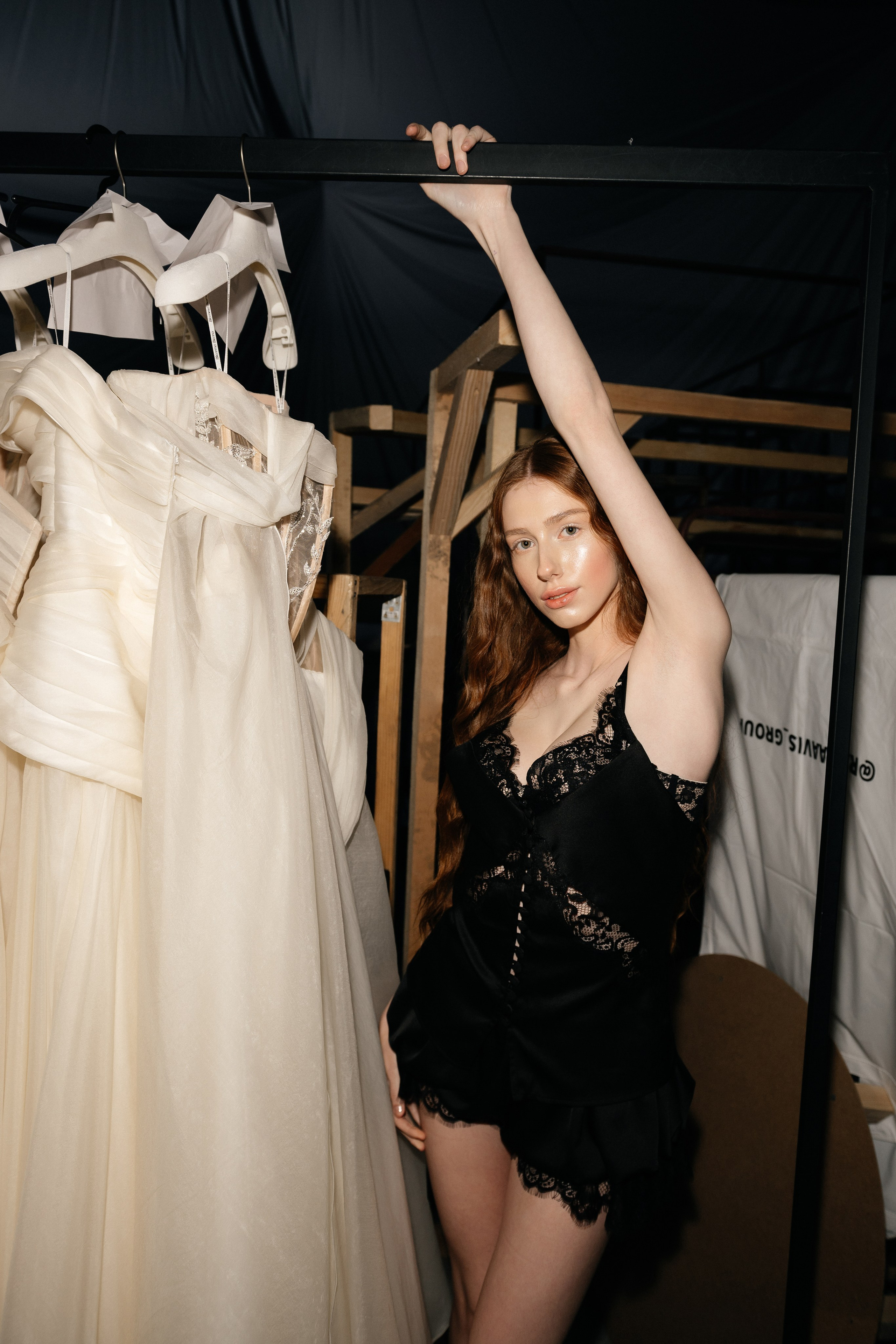 INCOGNITO Rara Avis Group & Kuraje Fashion Show 2027 INCOGNITO. Wedding PHOTOGRAPHER Andrew Vnukov