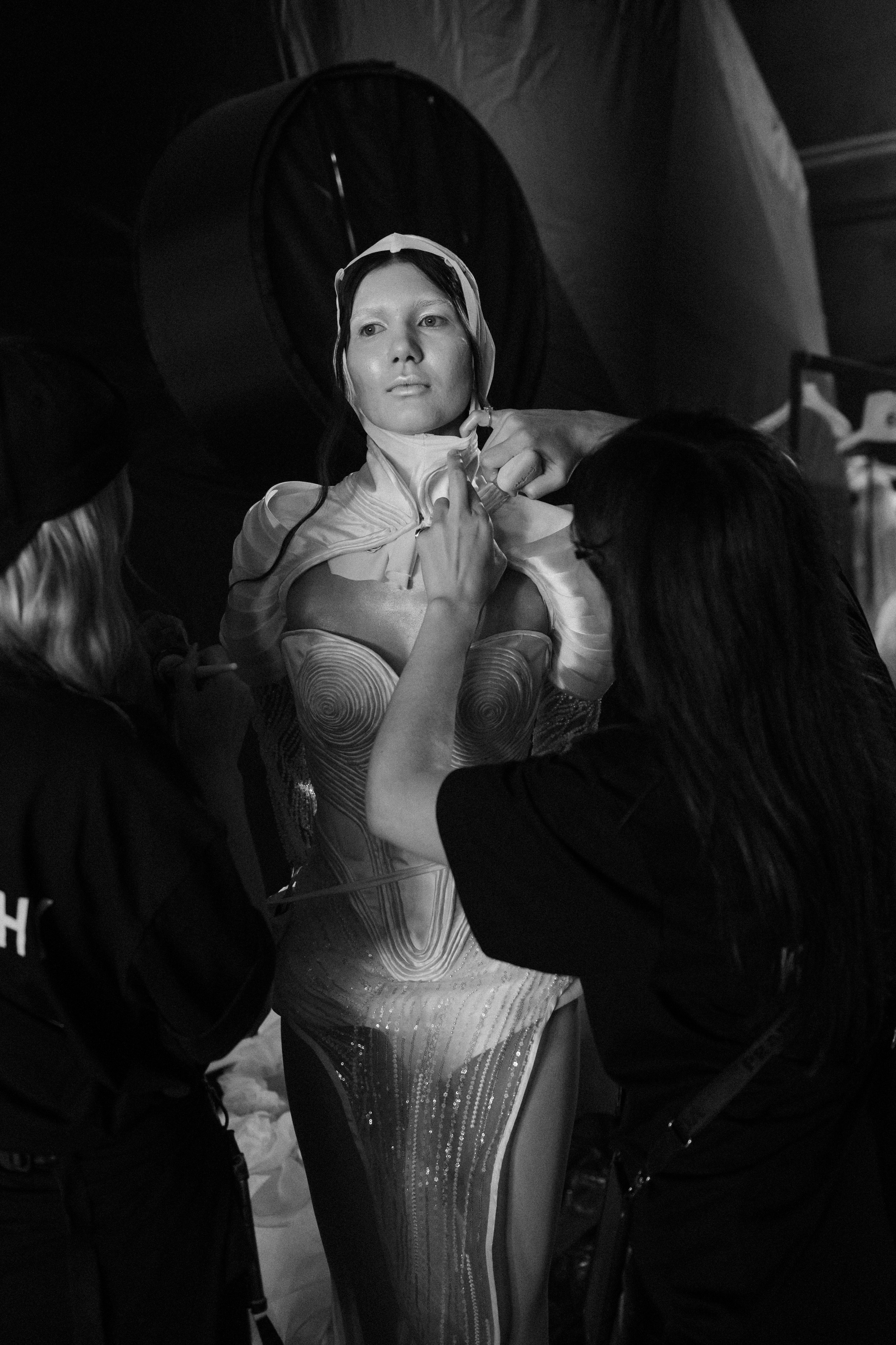 INCOGNITO Rara Avis Group & Kuraje Fashion Show 2027 INCOGNITO. Wedding PHOTOGRAPHER Andrew Vnukov