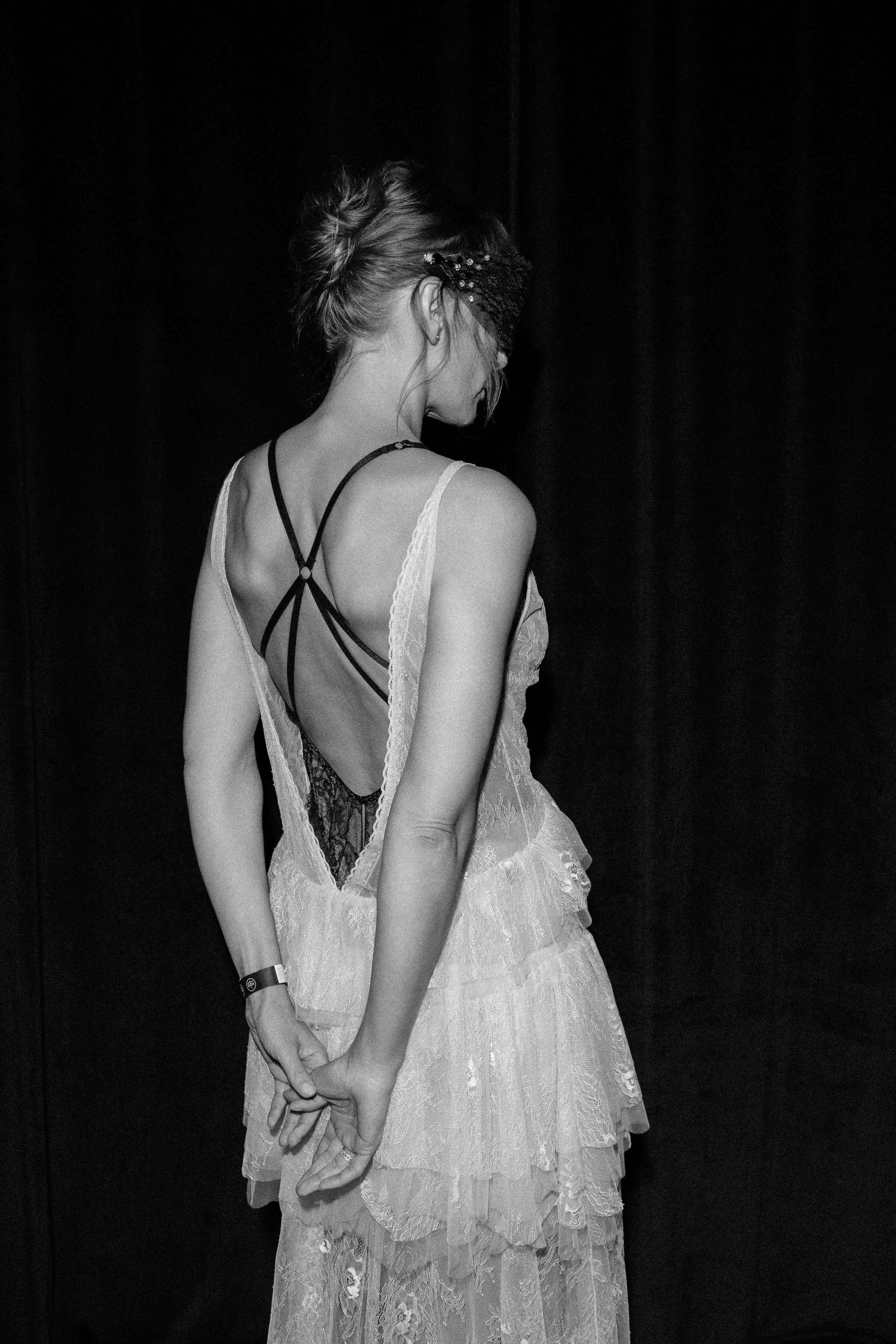 INCOGNITO Rara Avis Group & Kuraje Fashion Show 2027 INCOGNITO. Wedding PHOTOGRAPHER Andrew Vnukov