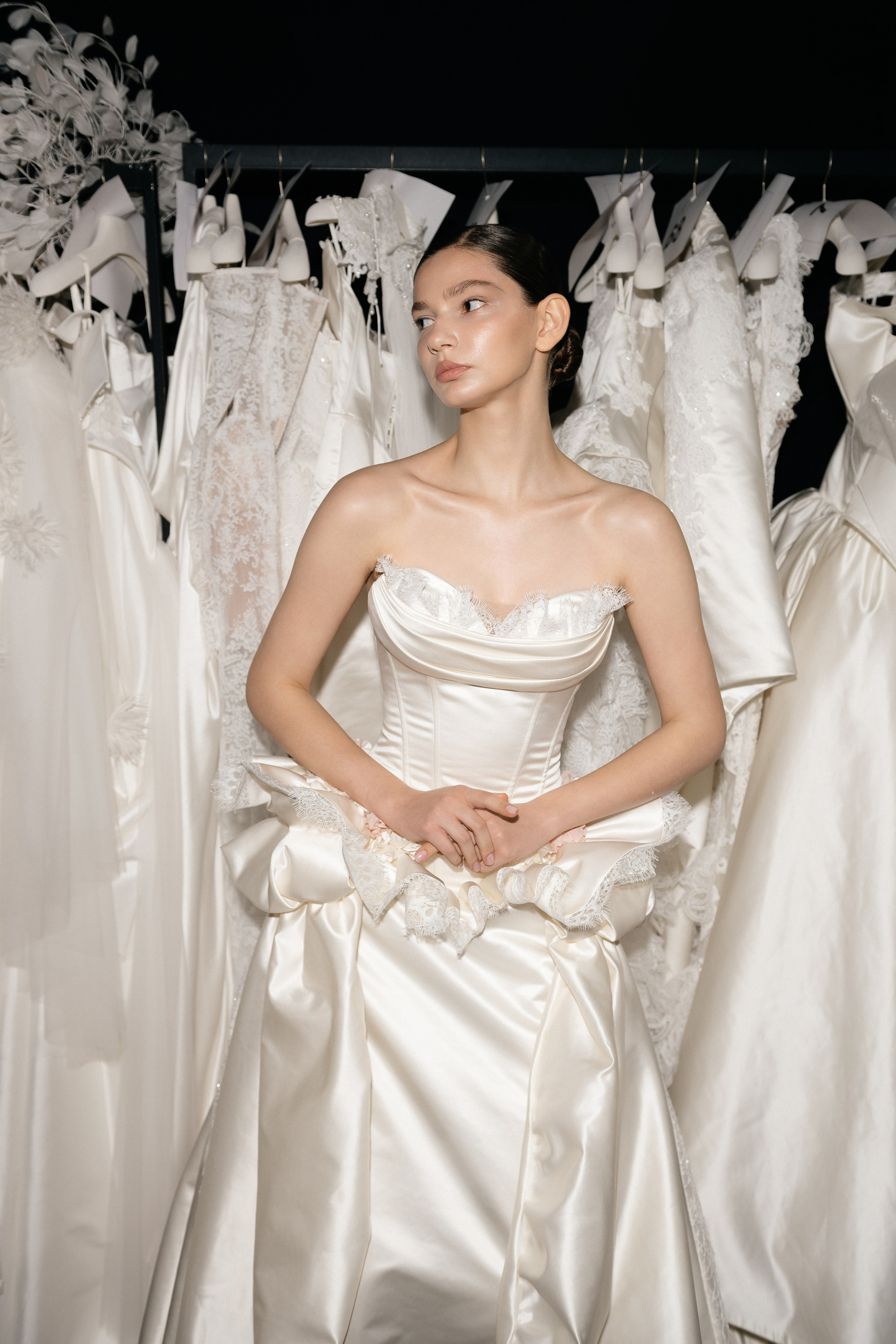 INCOGNITO Rara Avis Group & Kuraje Fashion Show 2027 INCOGNITO. Wedding PHOTOGRAPHER Andrew Vnukov