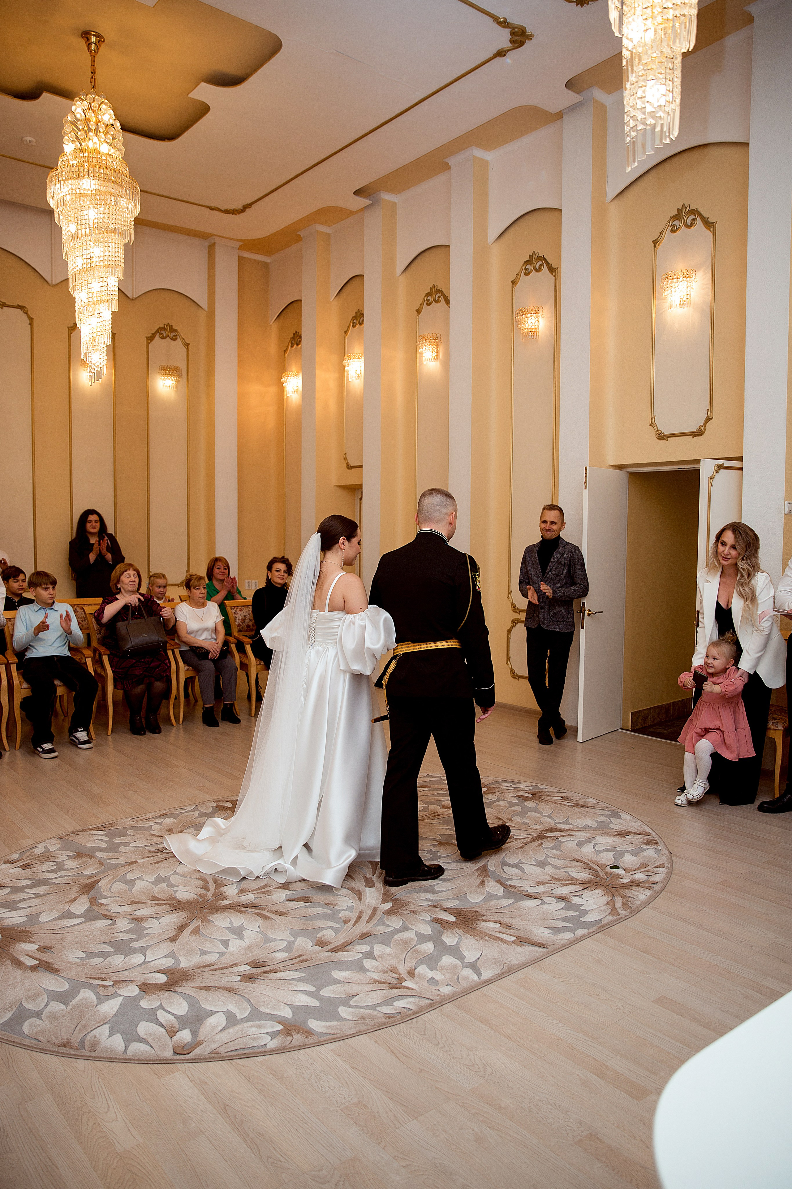 Дмитрий и Валерия. Людмила Далидович топовый семейный фотограф Находка/Владивосток
