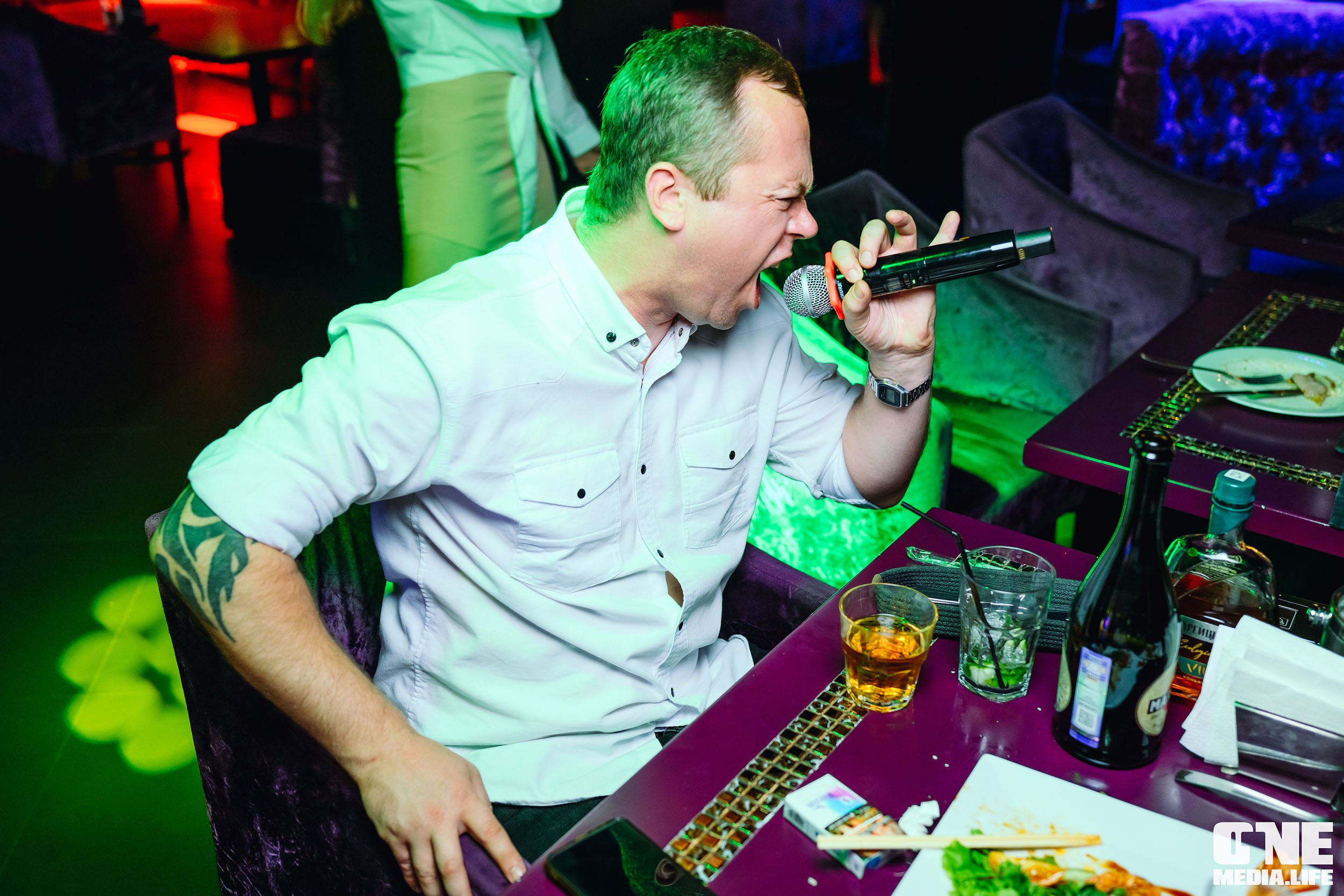 Фоторепортаж из караоке-клуба Эйфория. One Media Life: фоторепортажи, фотоотчеты с мероприятий и заведений