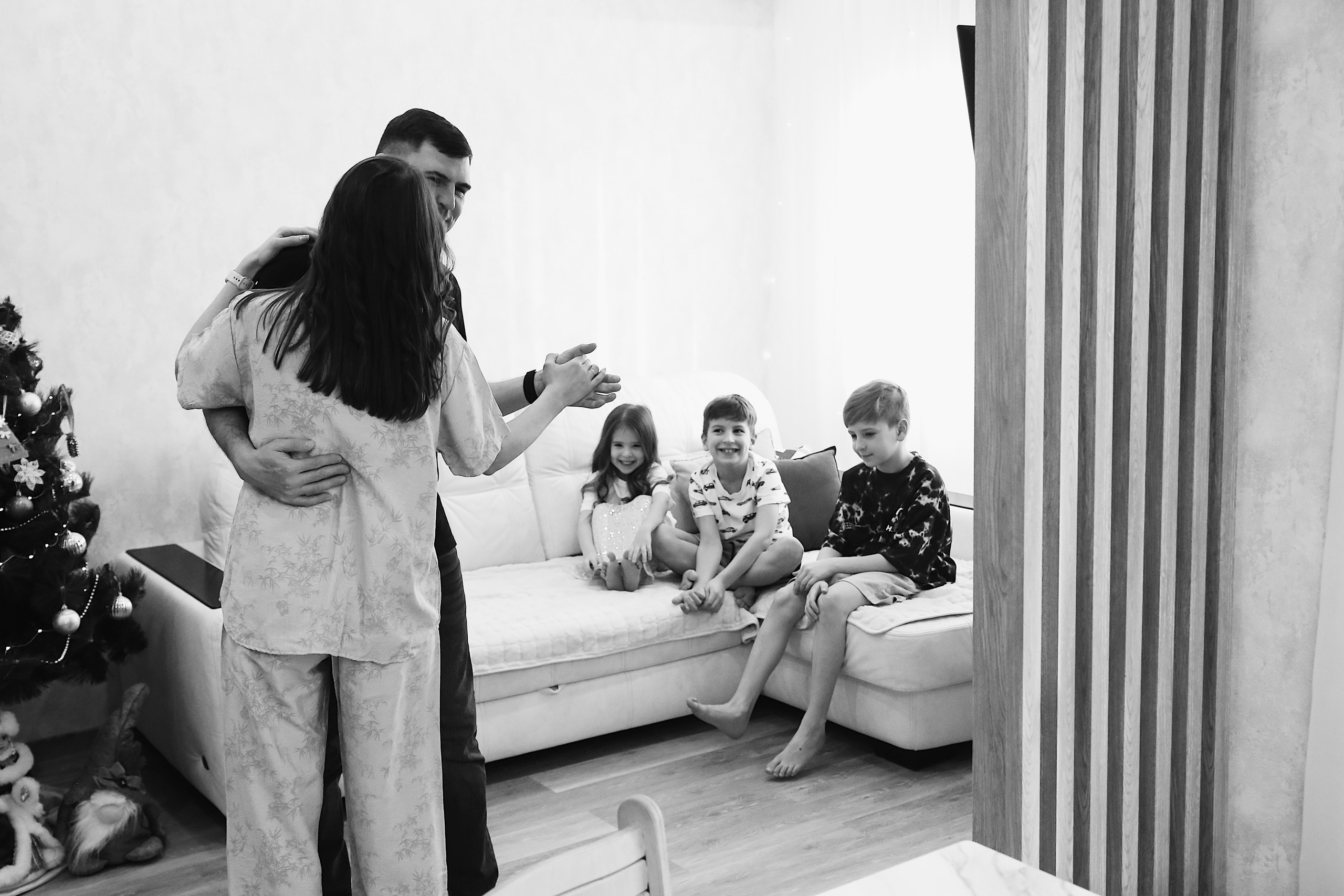 Хисамовы. Домашняя съемка. Фотограф Пирумян Анна. г. Сургут, г. Воронеж