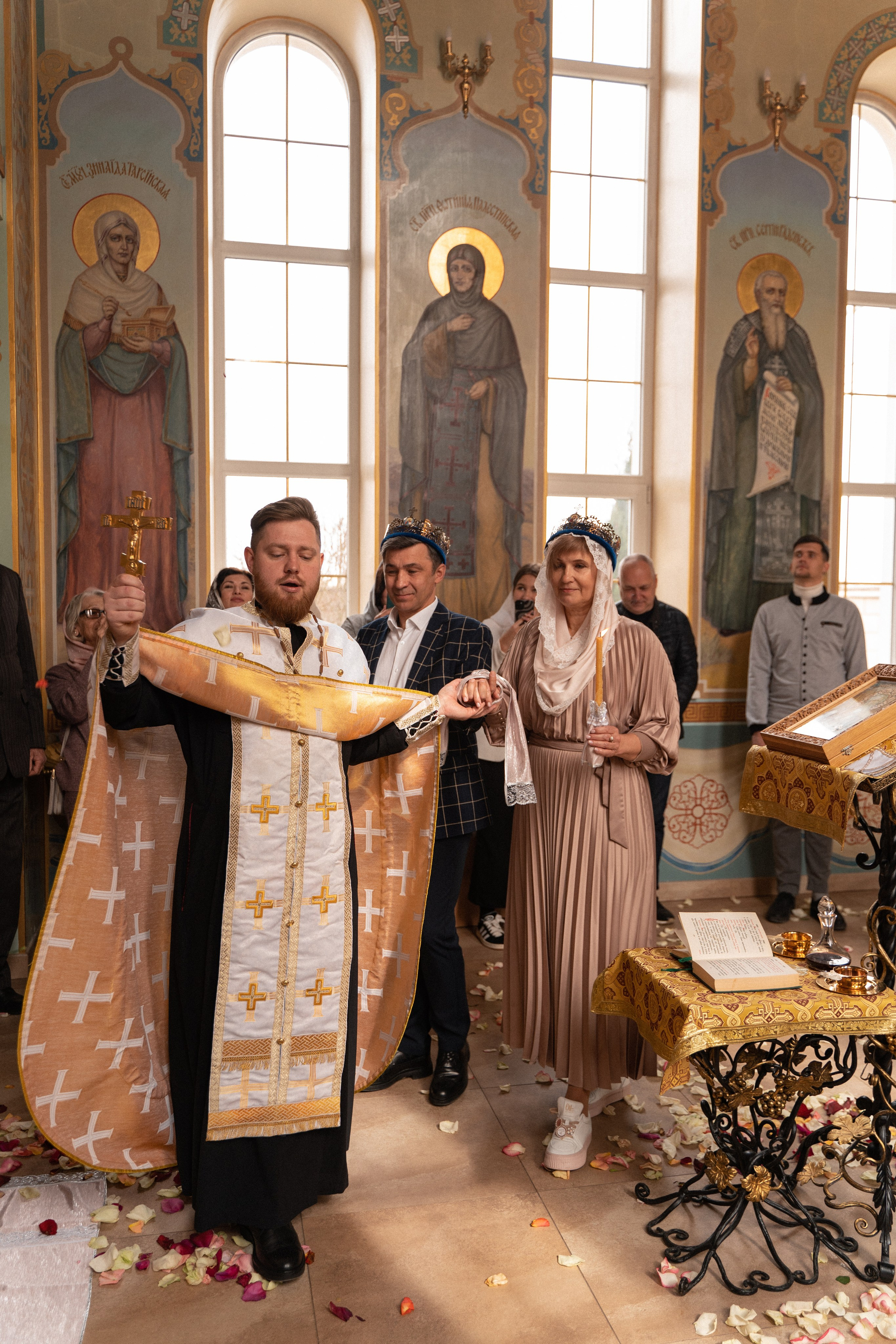 Таинство Венчания. Свадебный и семейный фотограф в Севастополе и в Крыму