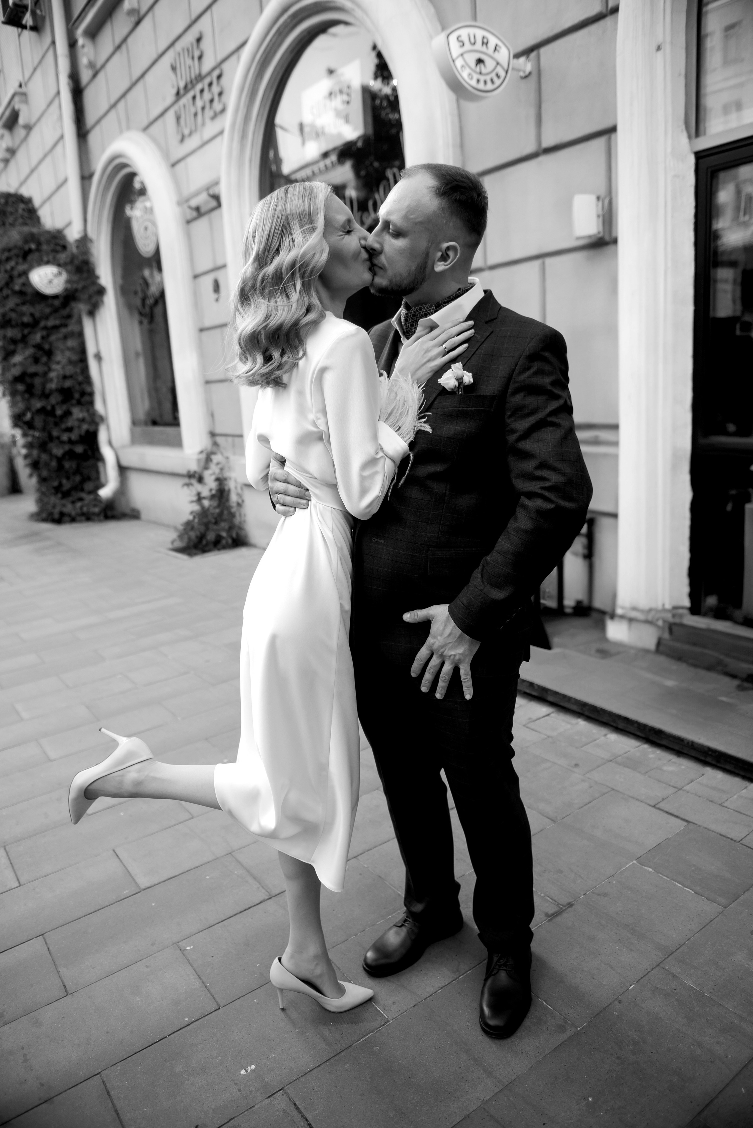 Прогулка по Большой Садовой. Свадебный фотограф Ростов-на-Дону от 4 400 руб. |Кристина Гайсенюк