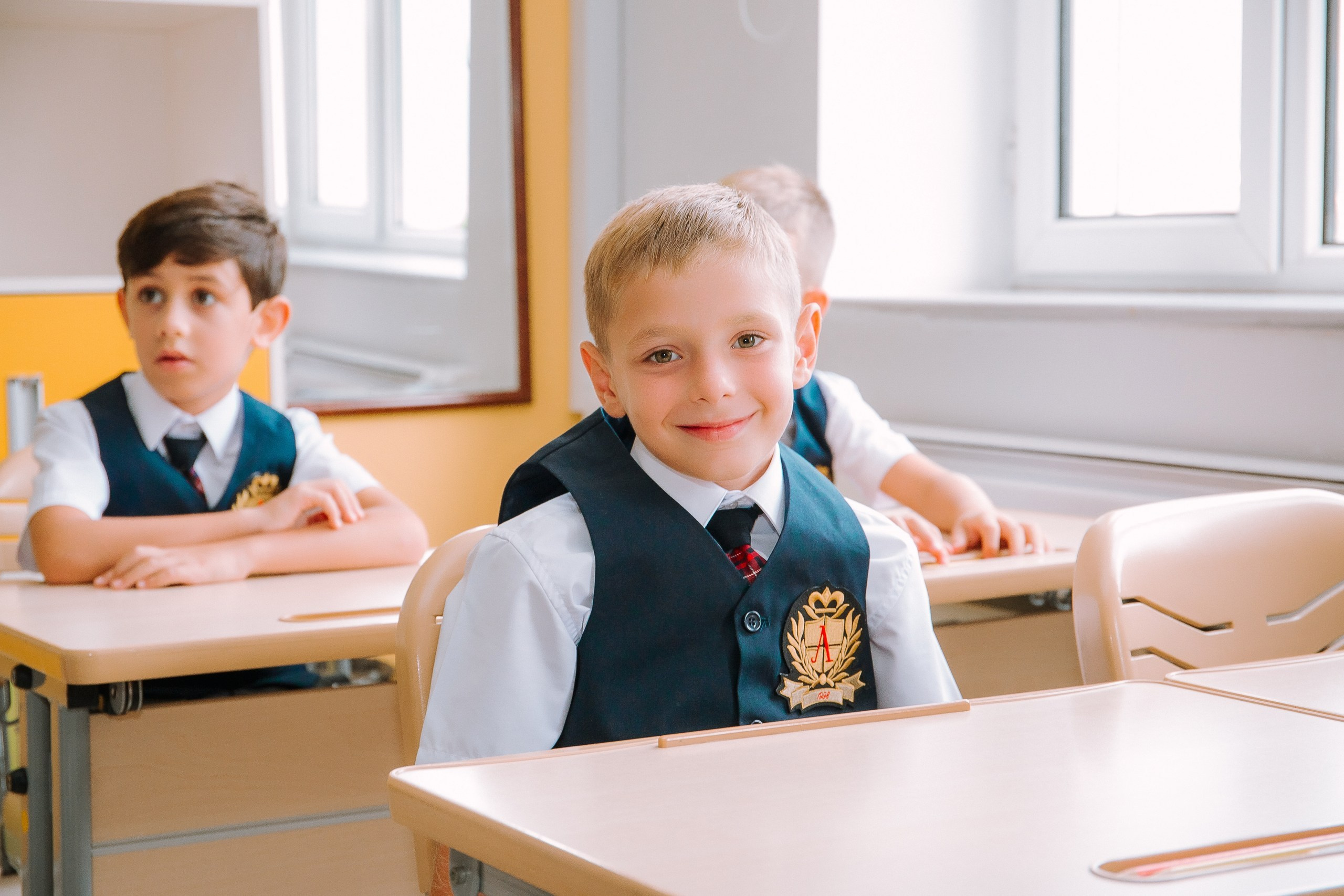 1 класс школа «Личность». Выпускные альбомы Натальи Бутко: Новороссийск, Анапа, Геленджик