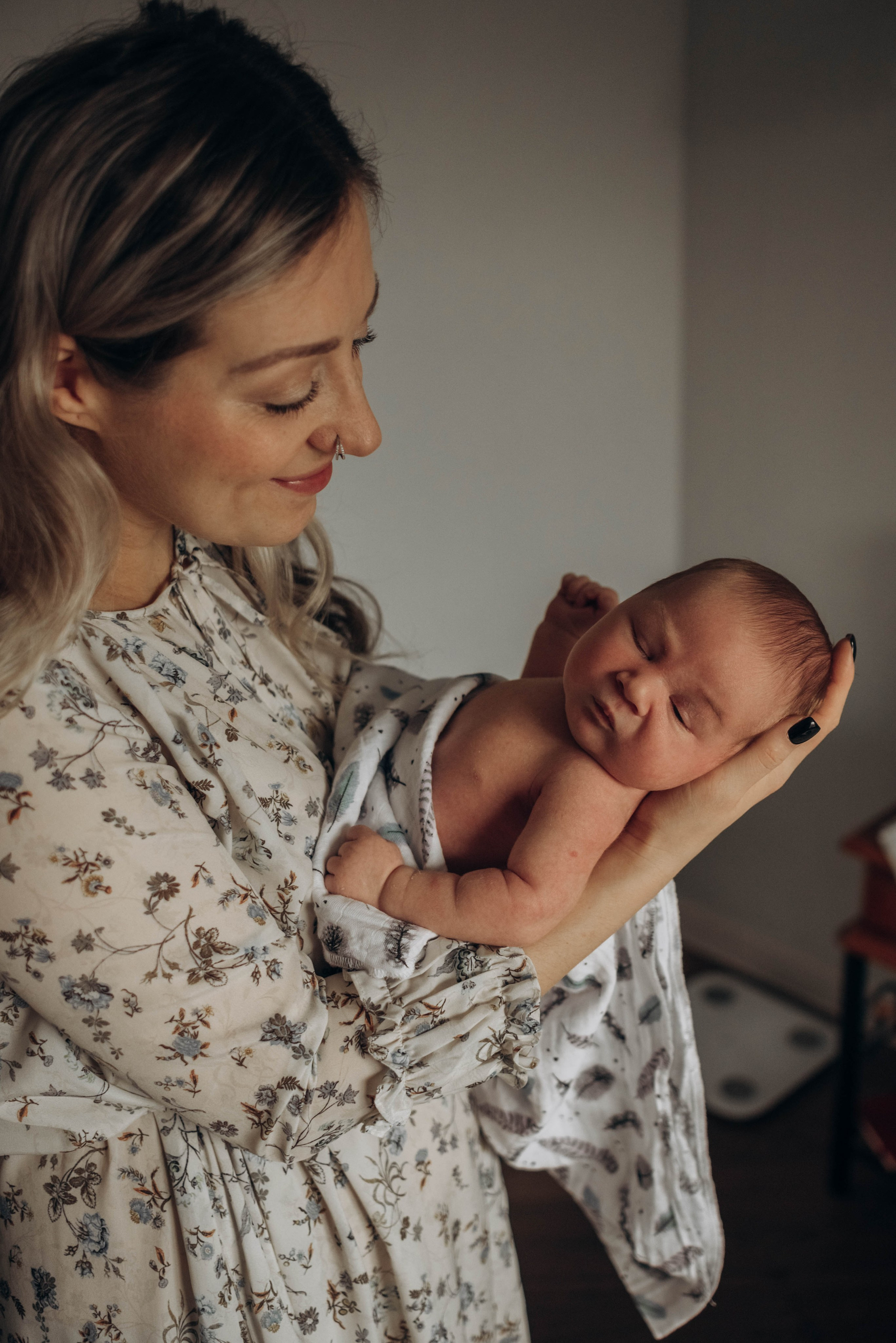 Большое маленькое чудо. Домашняя съемка новорожденного. Семейный фотограф в Железнодорожном Масаева Елена