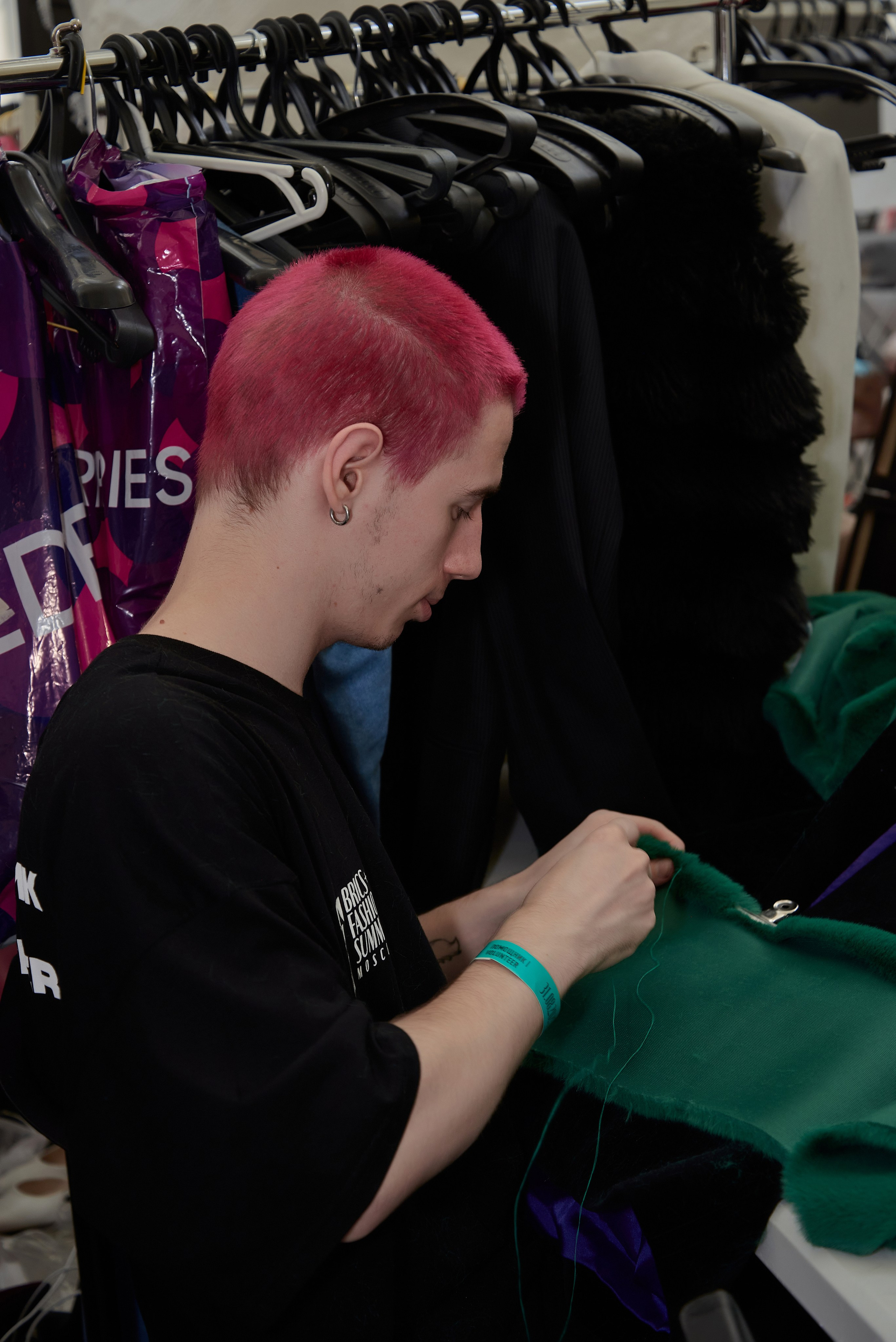 Backstage с показа ALENA COJOCARU RFW 2025. Наталия Дианова — фотограф для брендов и экспертов в Москве