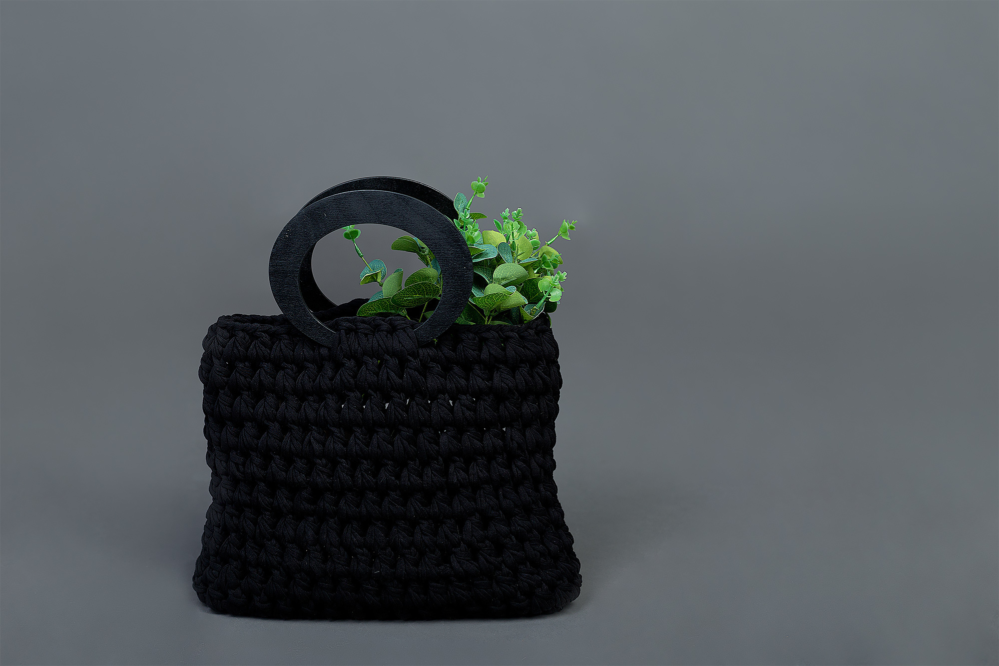 Commerical Lookbook Shik Knitting Black string bag. Kasia Teesh. Фотограф и Видеограф. Сергиев Посад