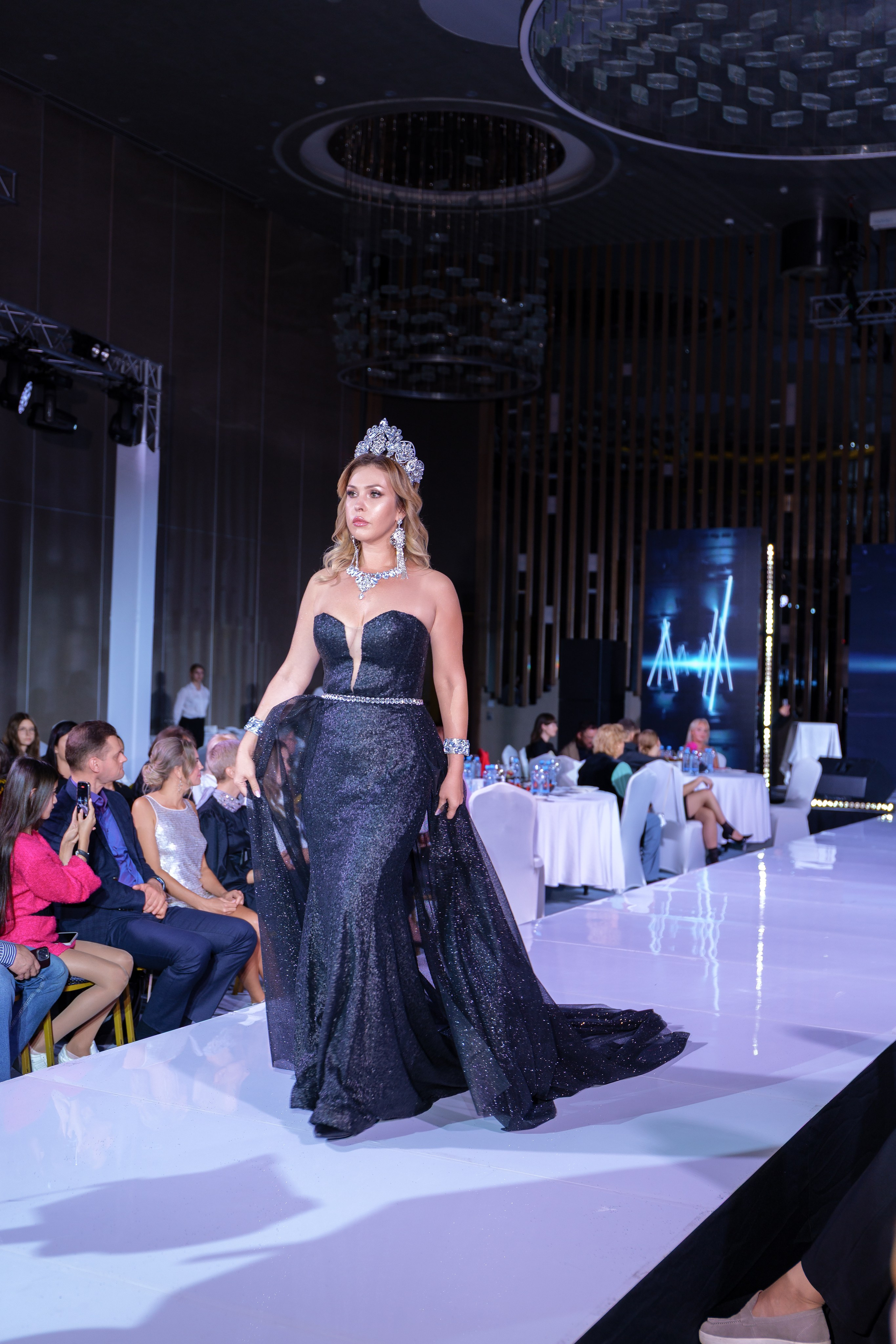 BITVA BRENDOV -модный показ. Сайт фотограф в Керчи Кислый Юрий