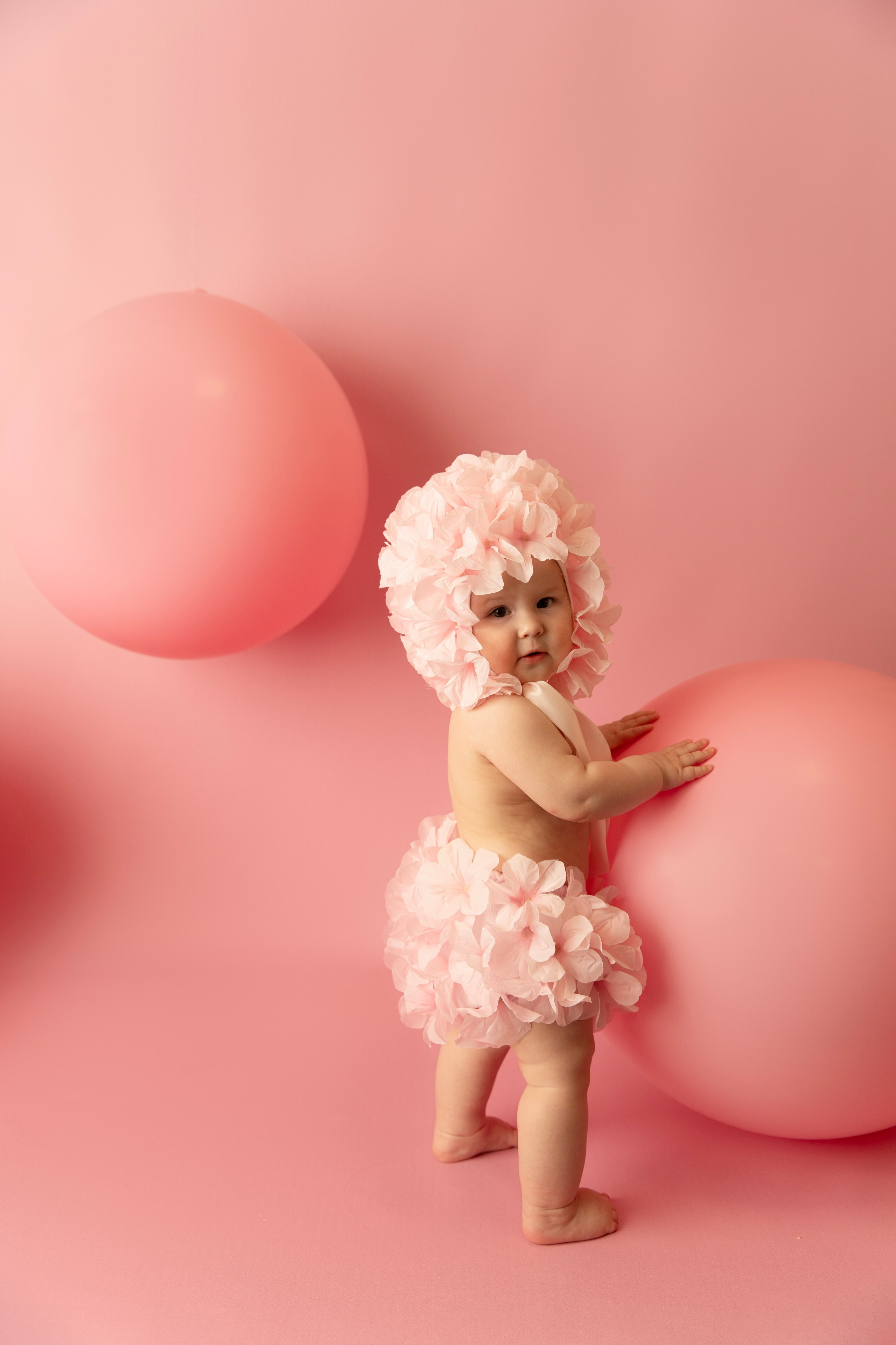 Съемка годовасиков в цветочных костюмах. Фотограф новорожденных, детский фотограф  Москва.Семейная съемка Москва. Семенова Анна