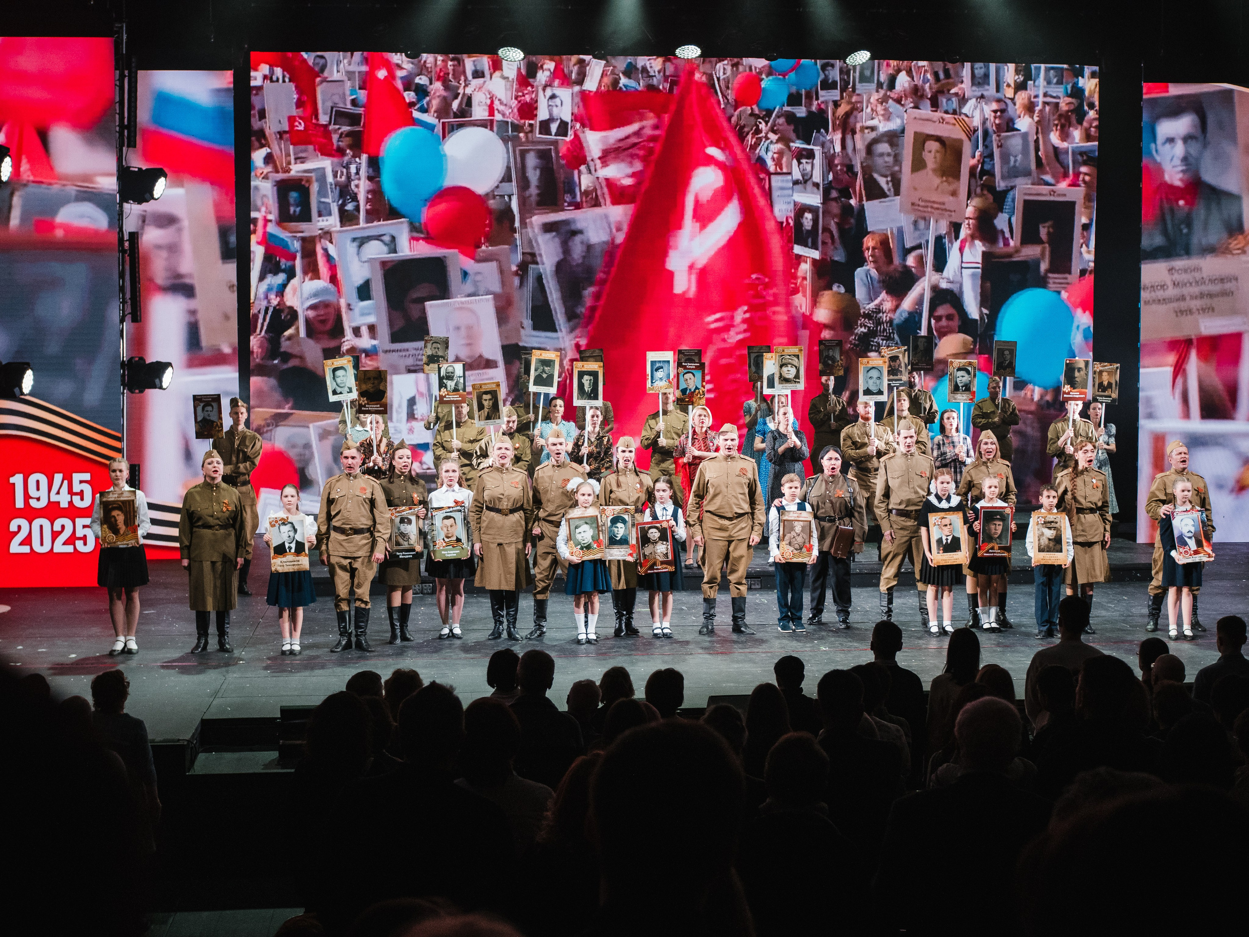 Василий Теркин, театр «Русская песня». Фотограф Ольга Махалова — Санкт-Петербург, Москва, Нижний Новгород