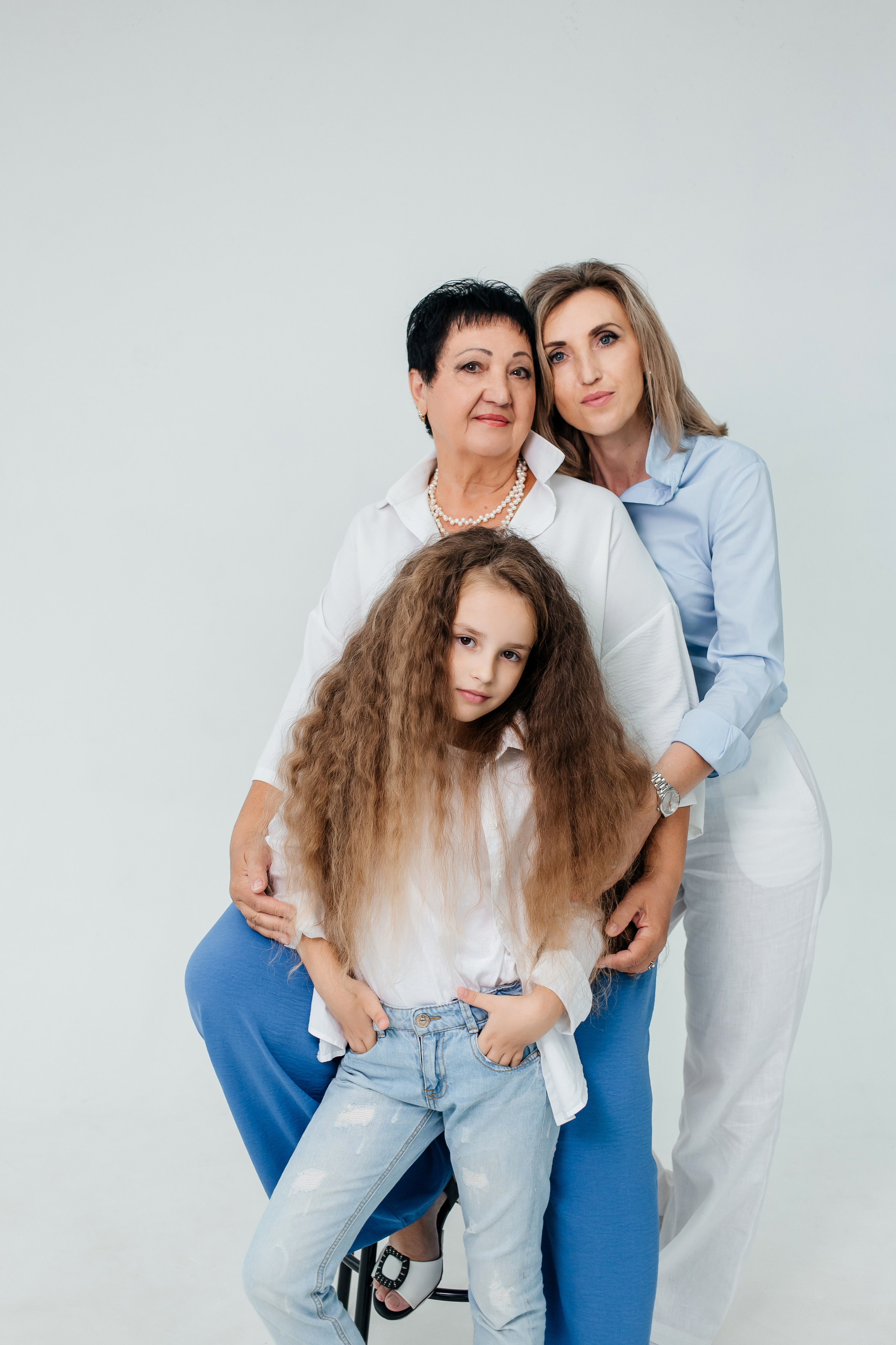 Семейная фотосессия «Поколения». Женский фотограф в Оренбурге Ирина Заводчикова