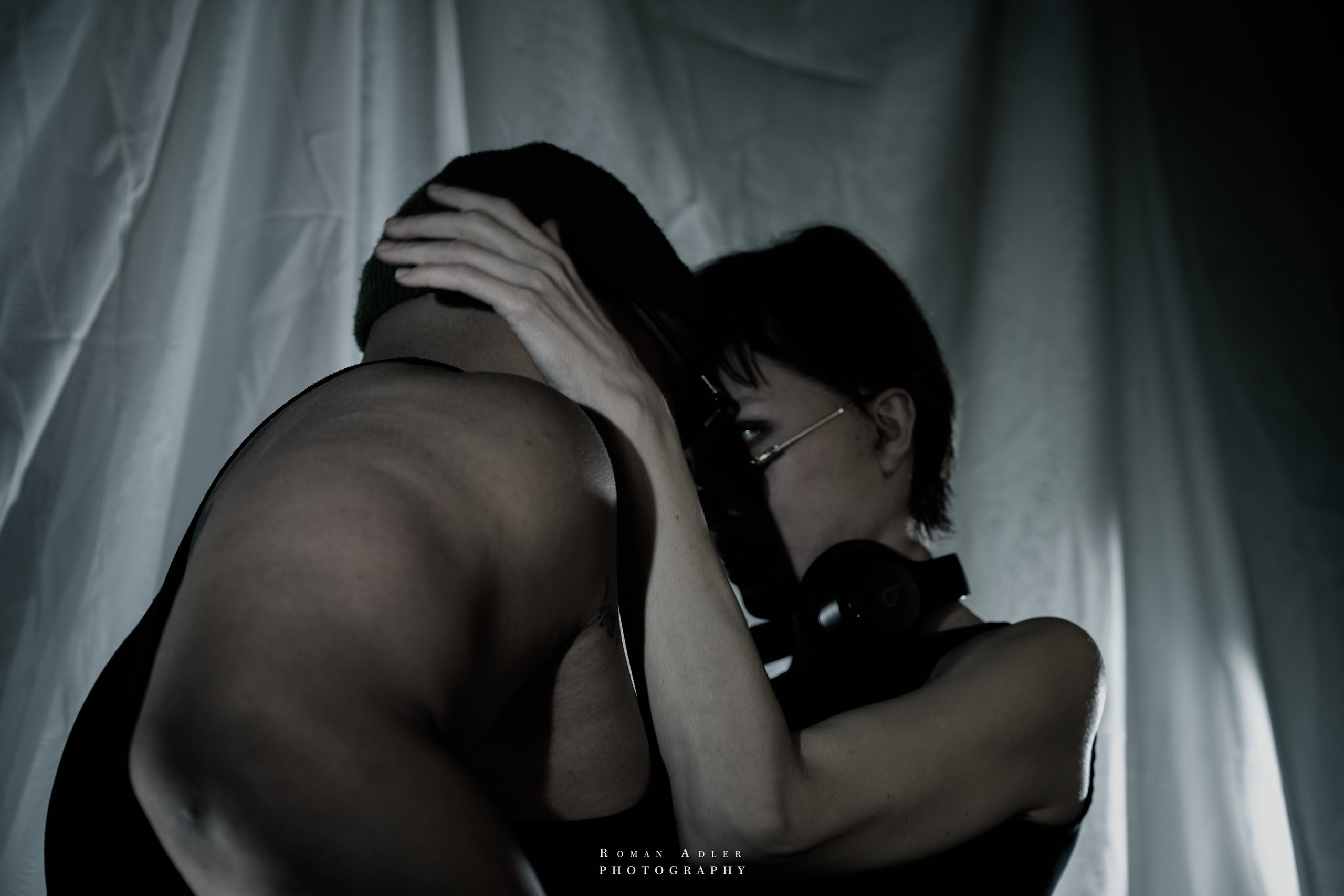 Авторская серия для Карола и Светланы. Фотограф Роман Адлер