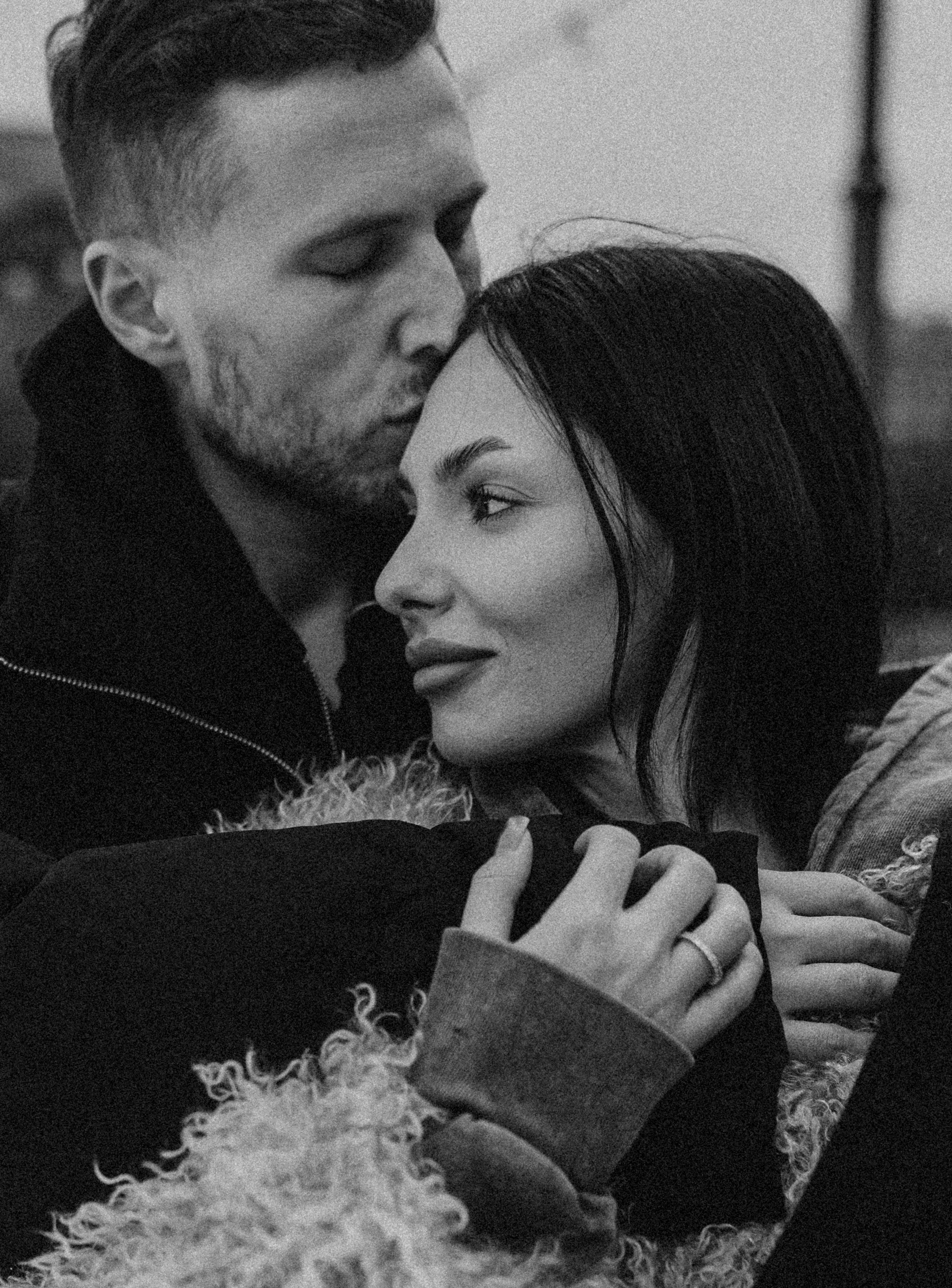 Парная фотосессия на катке. Федосова Елизавета - фотограф Санкт-Петербург. Фотосессия Новая Голландия.