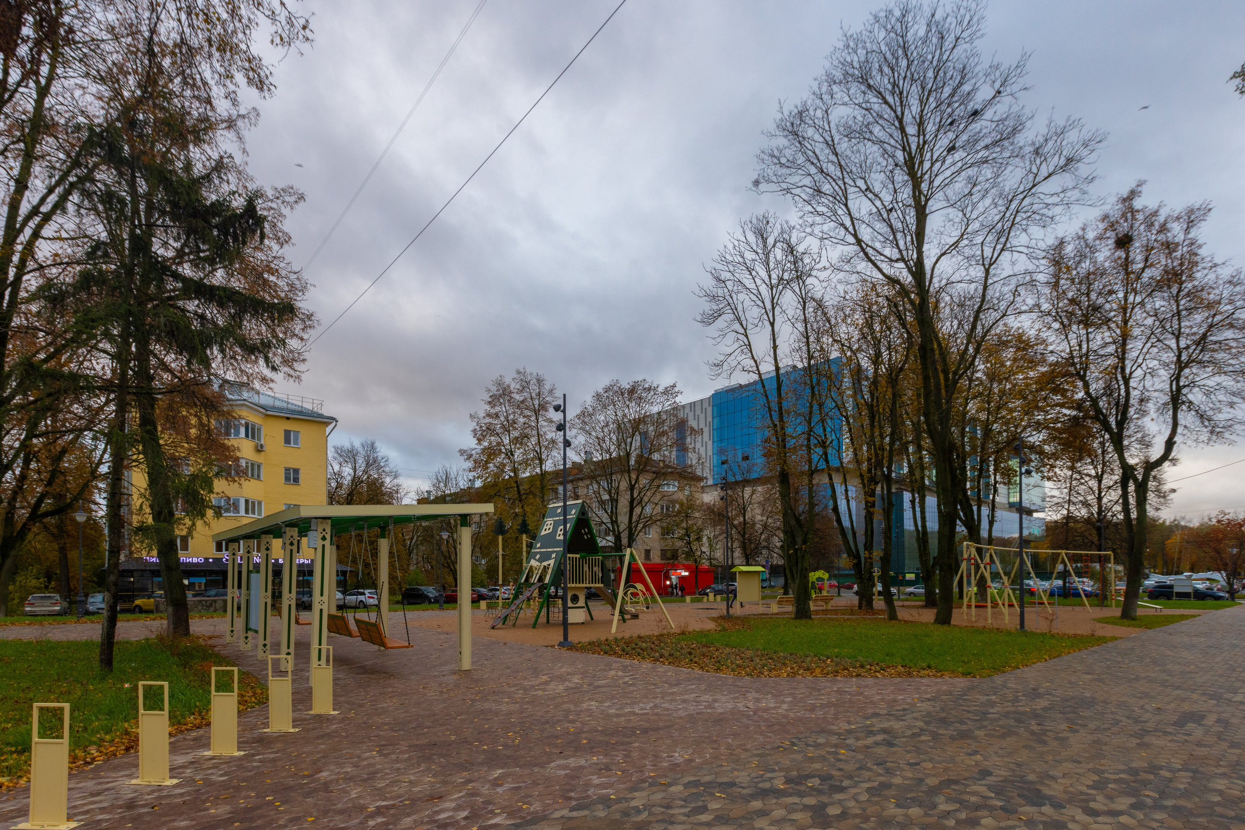 Толстовский свер осенью, площадь искусств. Фотограф в Туле Крупский АнДРей. Фотостудия «КАДР71» в Туле