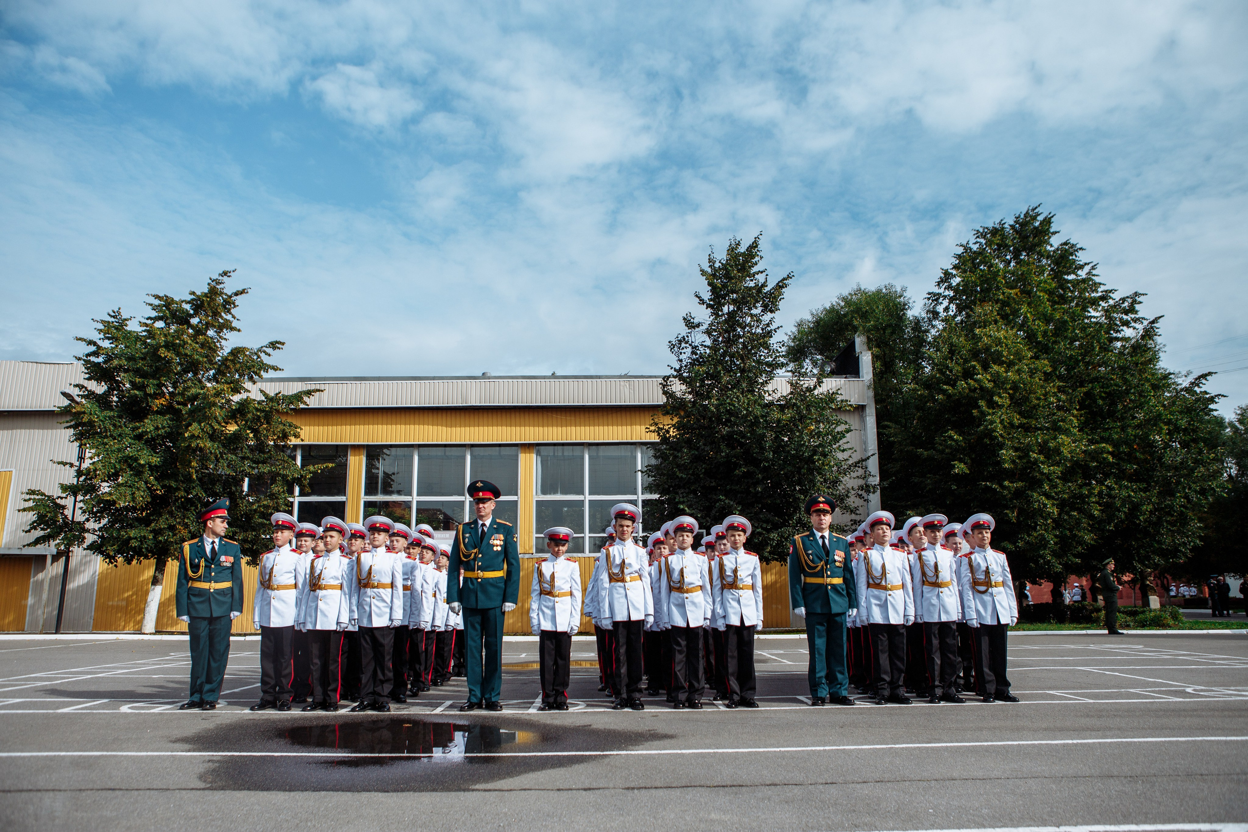Фото выпускного кадетского училища