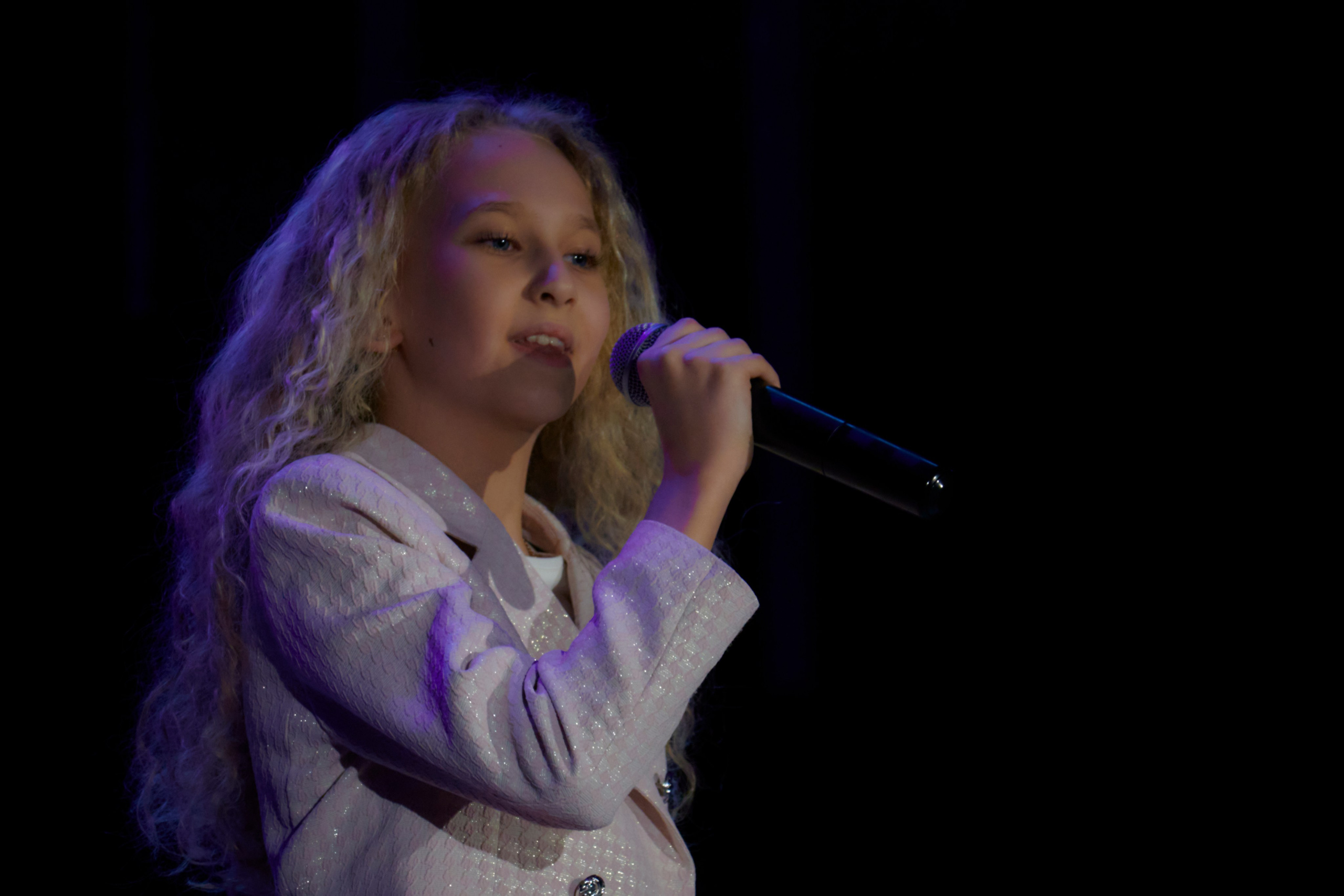 Наши Голоса 21.05.24. Портретный и репортажный фотограф в Магадане Андрей Нефедов WinterCatPhoto