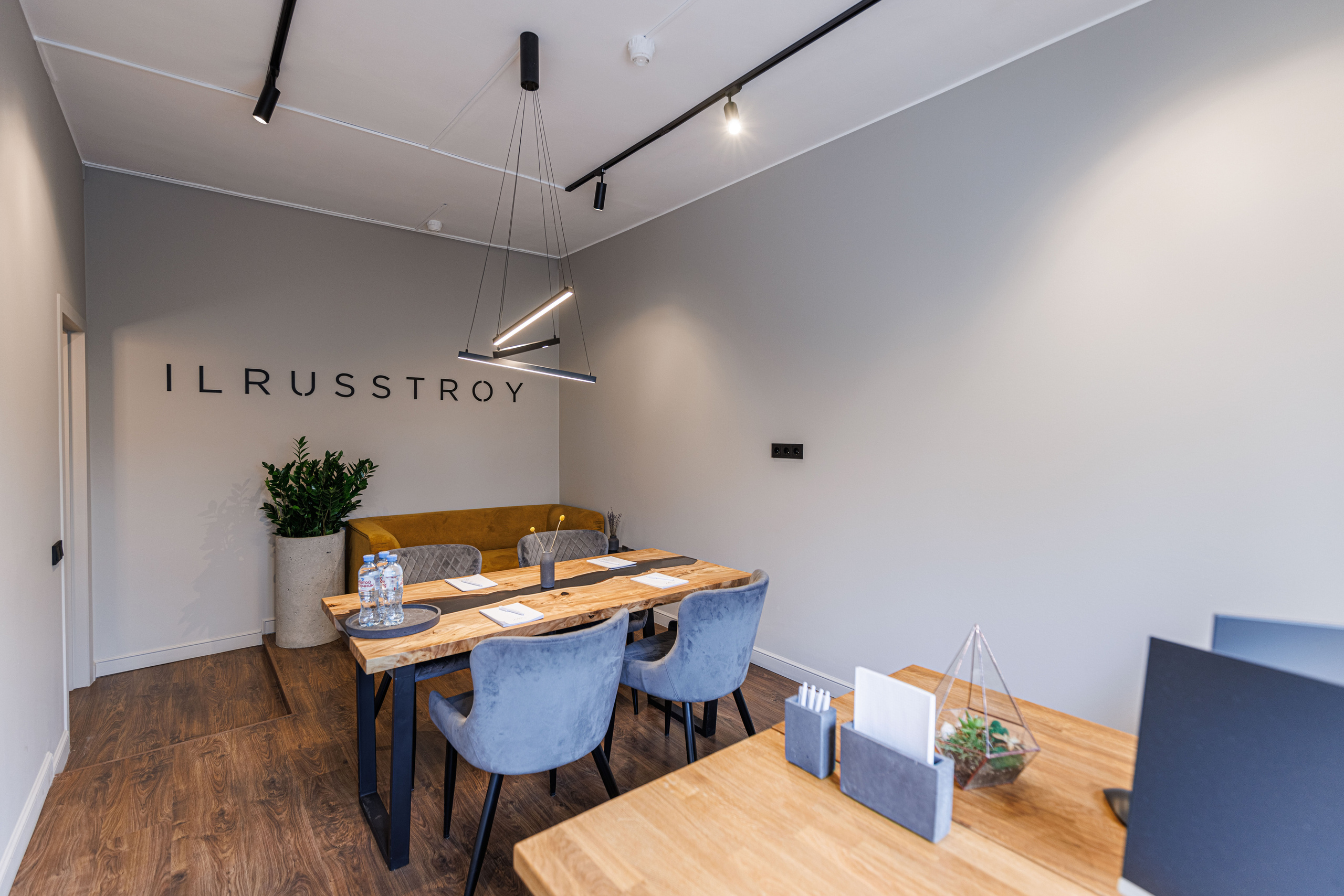 Съемка для сайта и социальных сетей строительной компании «Irusstroy». Фотограф Балаев Михаил