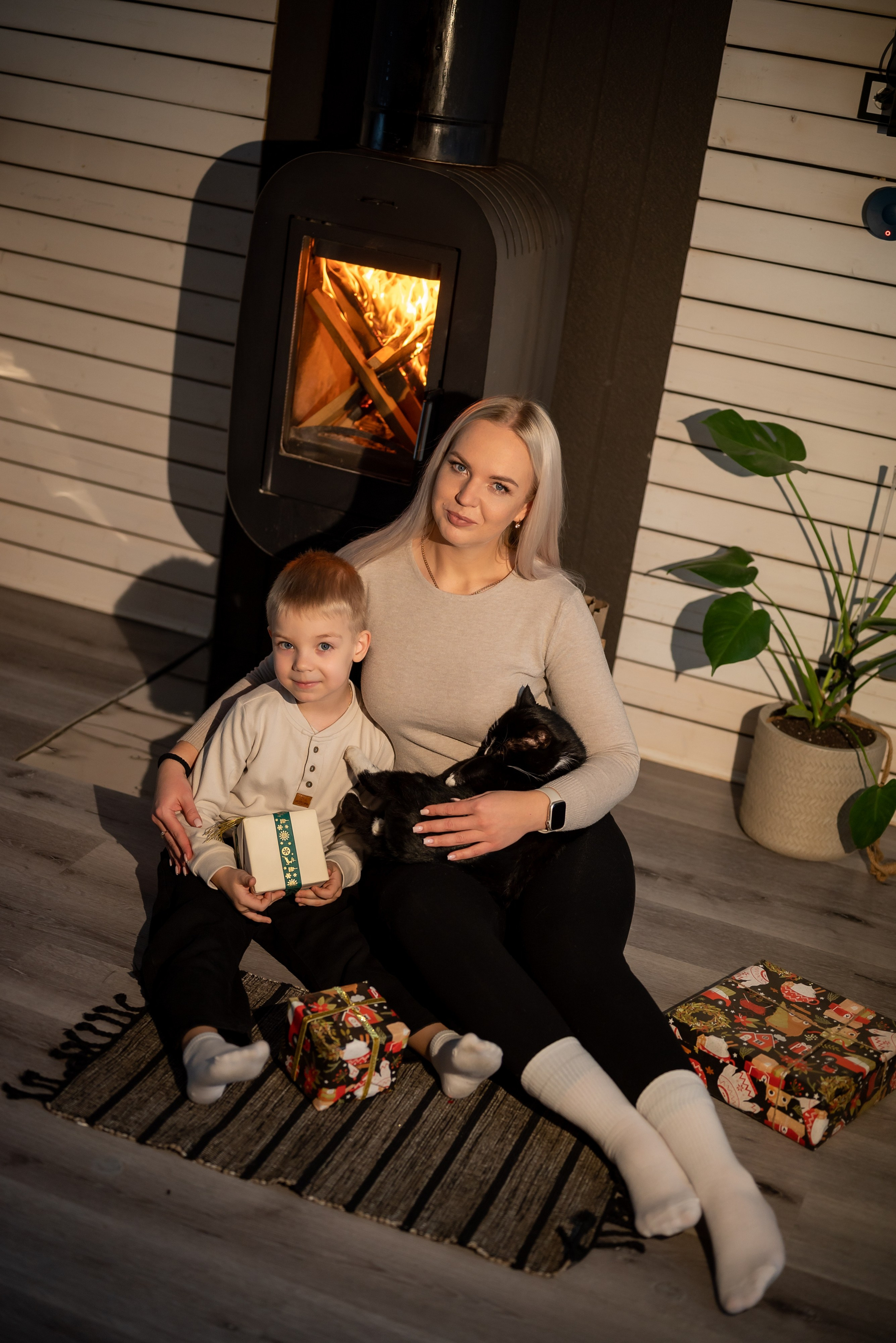 Мария с семьёй в глэмпинге Ильино. Портретный, семейный, свадебный фотограф. Бизнес, контент съёмка. Тула