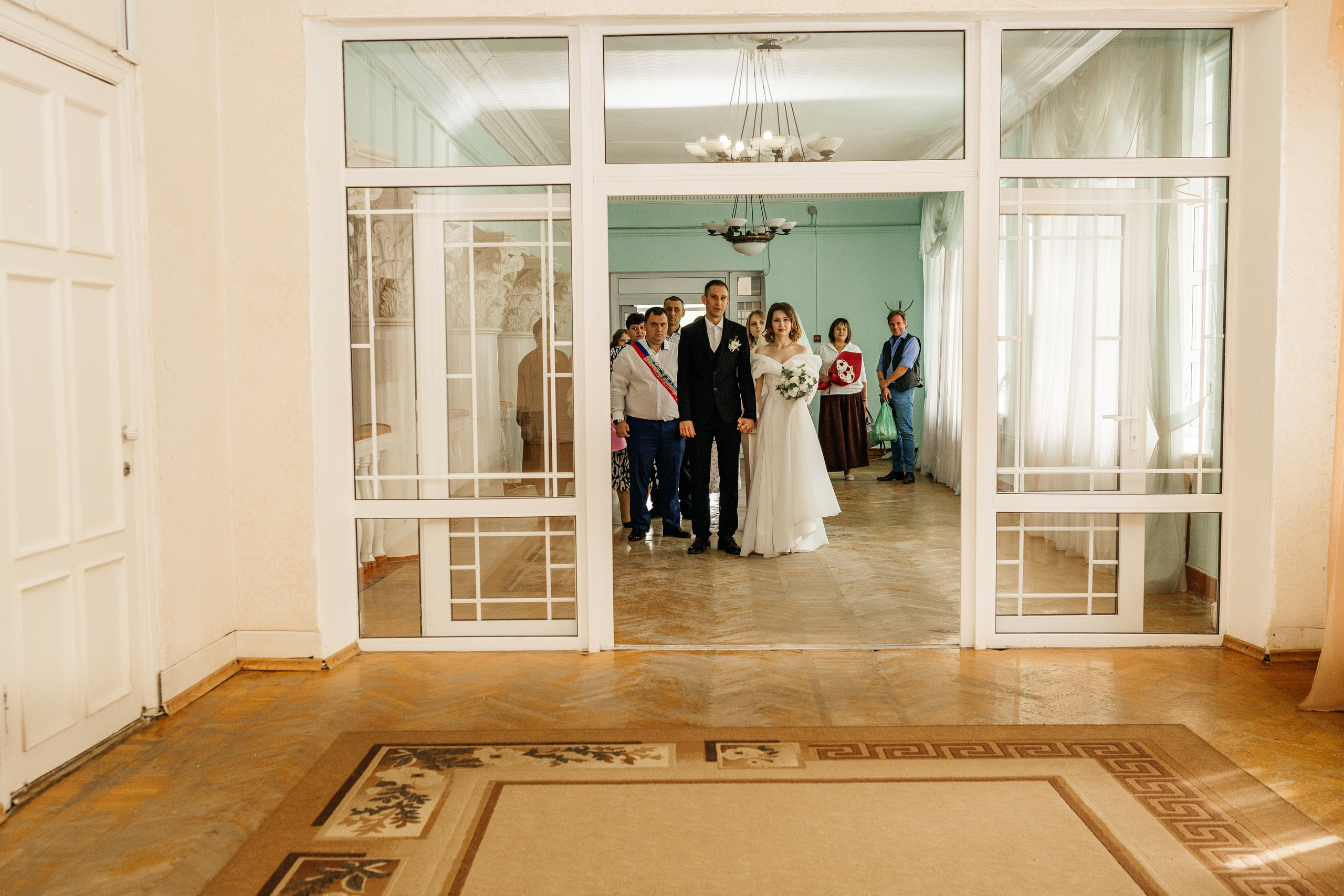 Свадебная прогулка в парке Лога. Фотограф в Каменске-Шахтинском Ольга Сагал