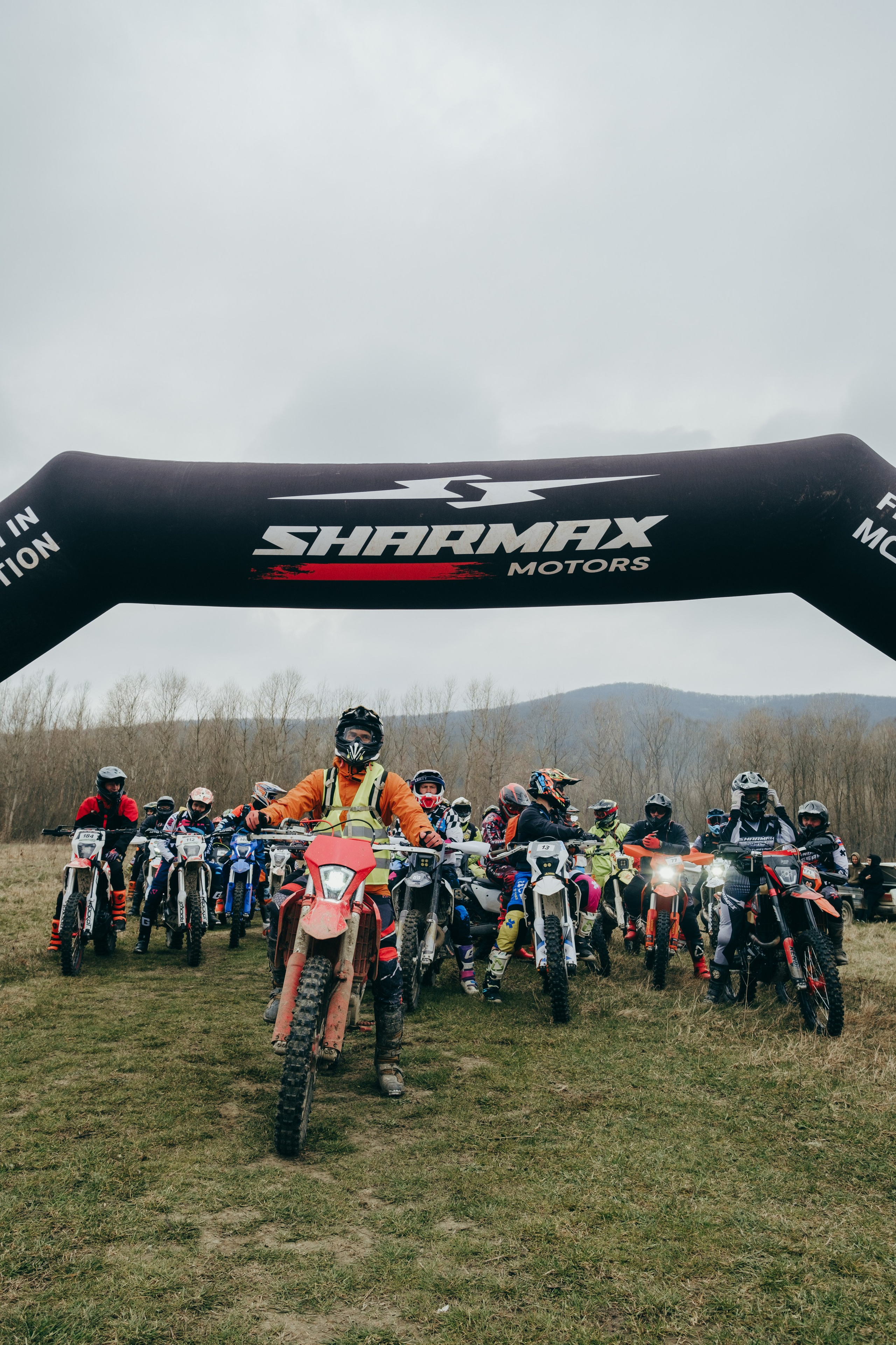 Эндуро Фест от Shamax Motors (Краснодар). Свадебный фотограф Денис Ожигин в Краснодаре и крае. Эмоциональная и стильная съемка вашего дня