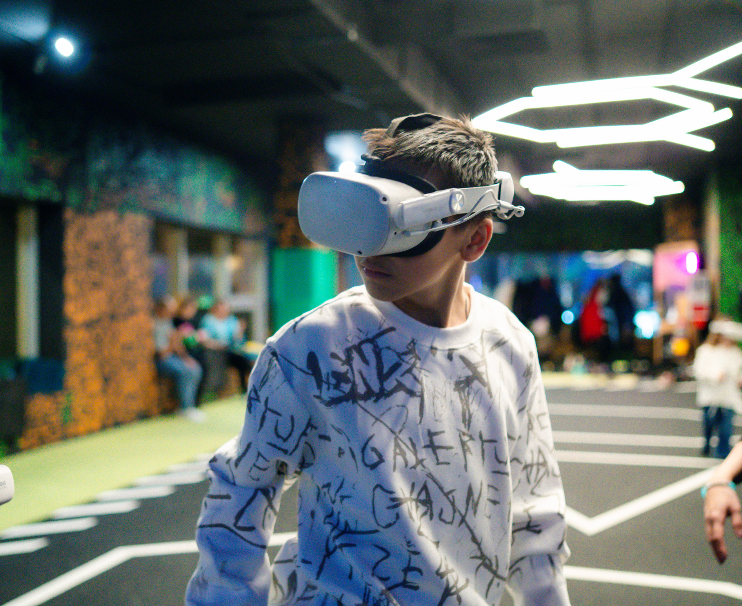 VR (November-December 2024). Felixtones