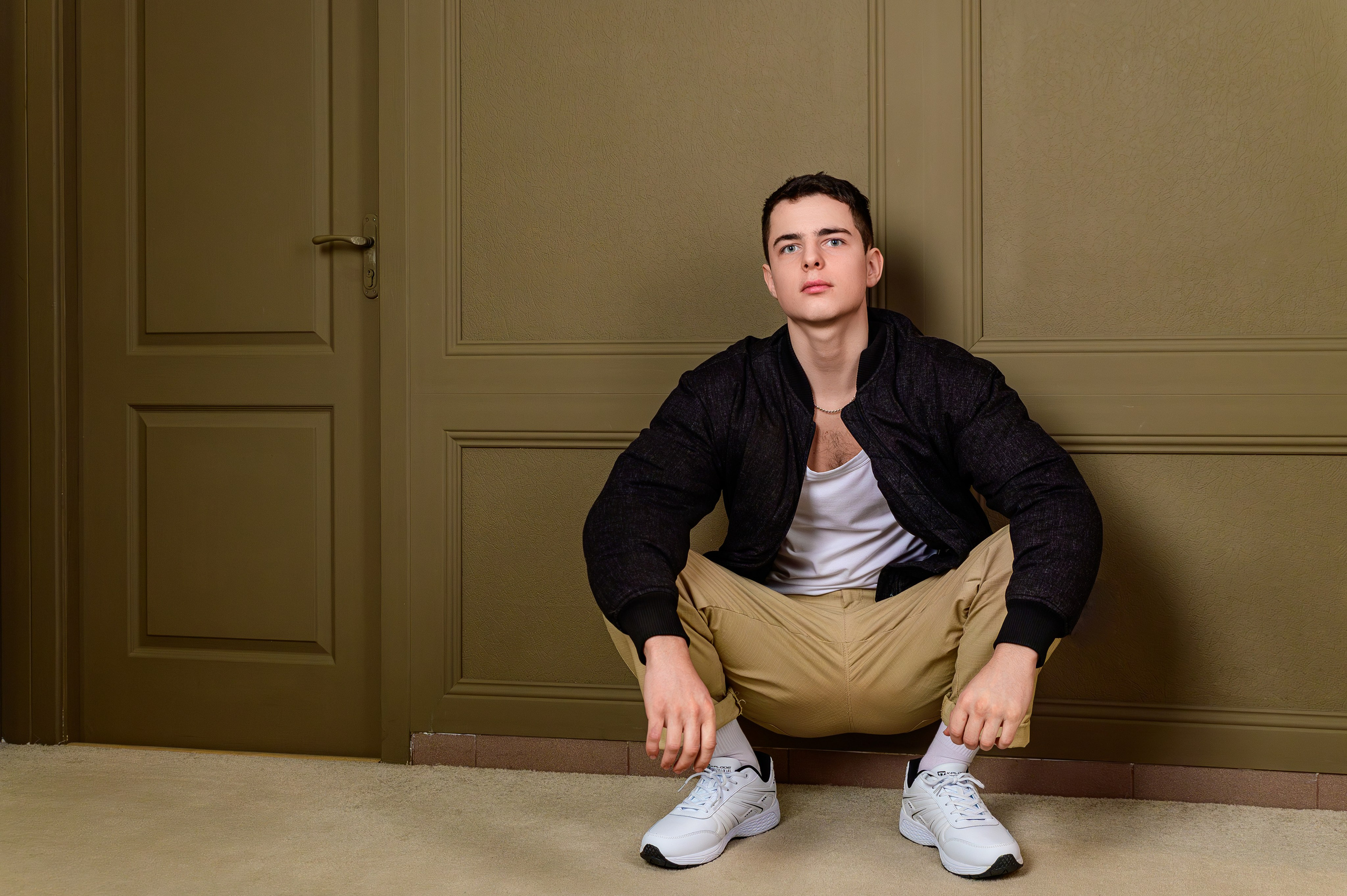 Летняя мужская фотосессия. Фотоуслуги, услуги фотографа, фотографирование важных событий