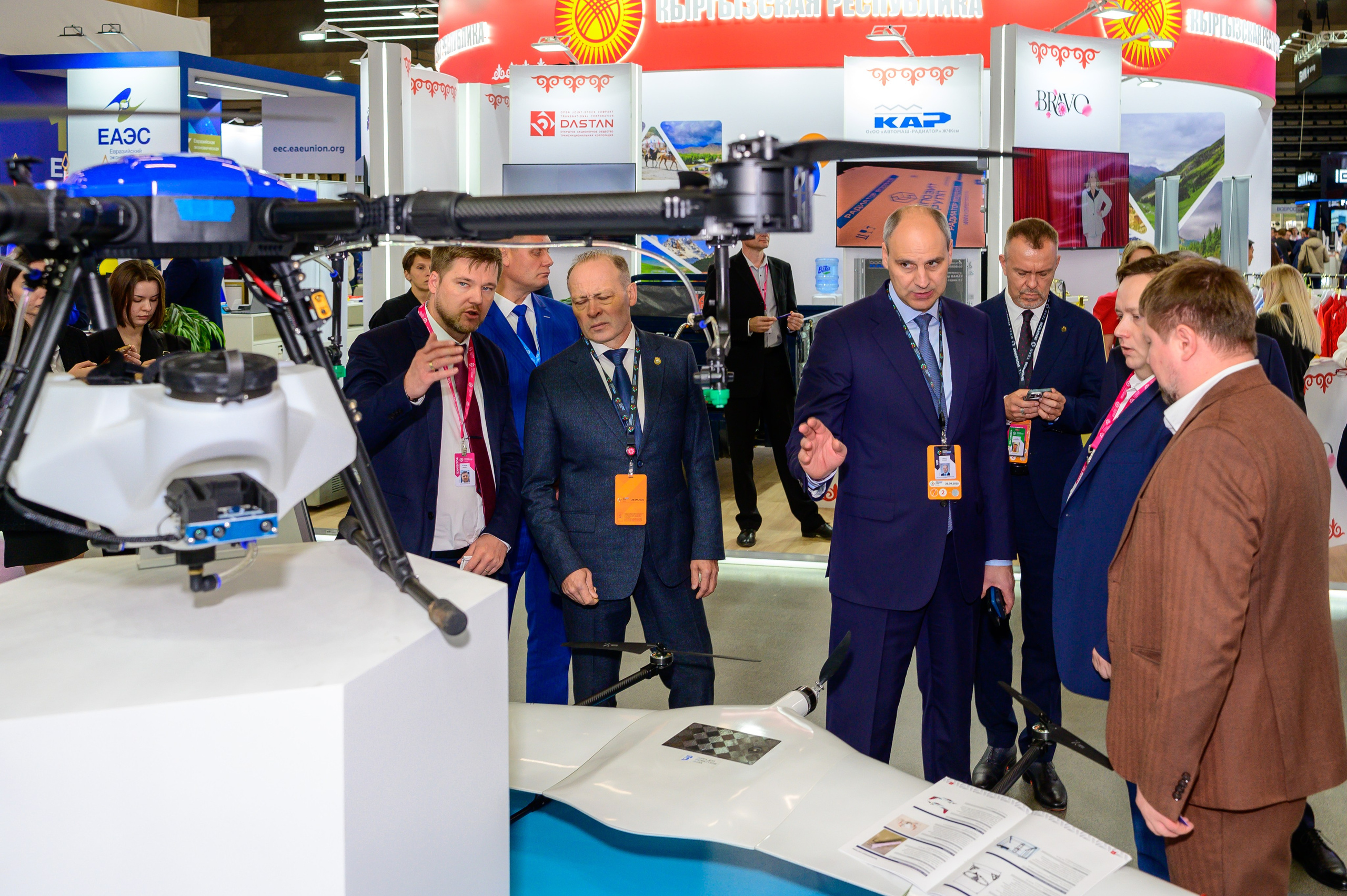 BigindustrialweekBelarus. Фотоуслуги, услуги фотографа, фотографирование важных событий