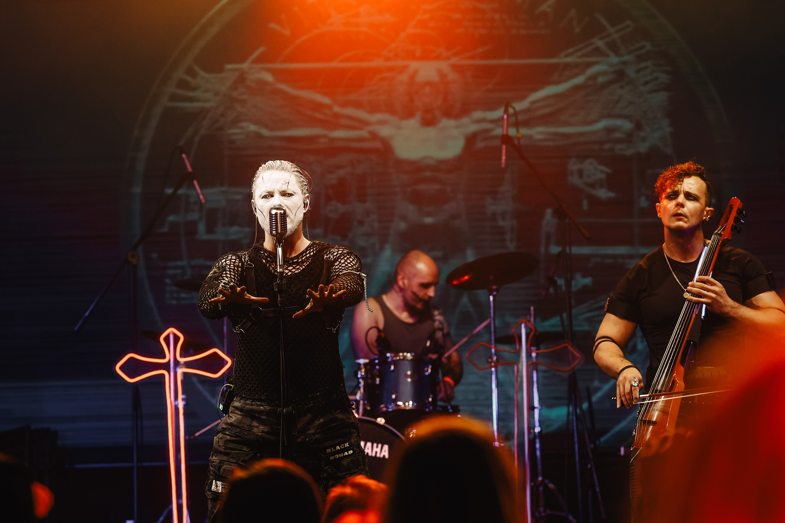 СЕНТЯБРЬ ГОРИТ @PRAVDA CLUB