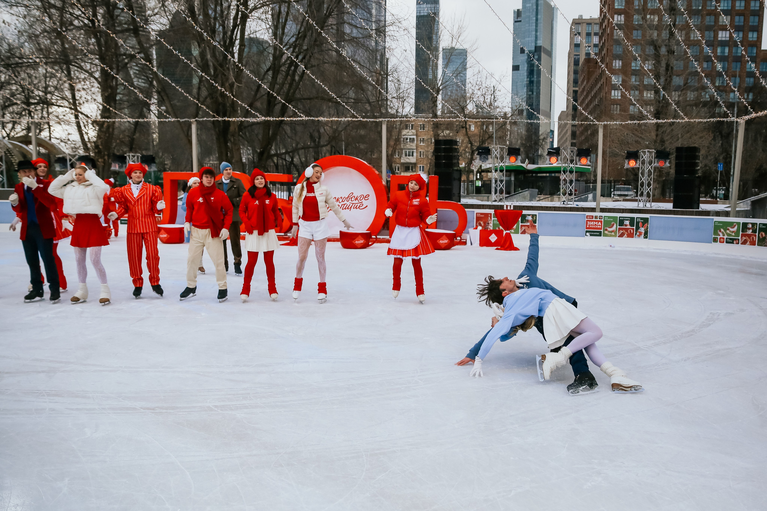 Ледовое шоу Сити каток Московское Чаепитие. Фотограф и видеограф Анна Домашенко
