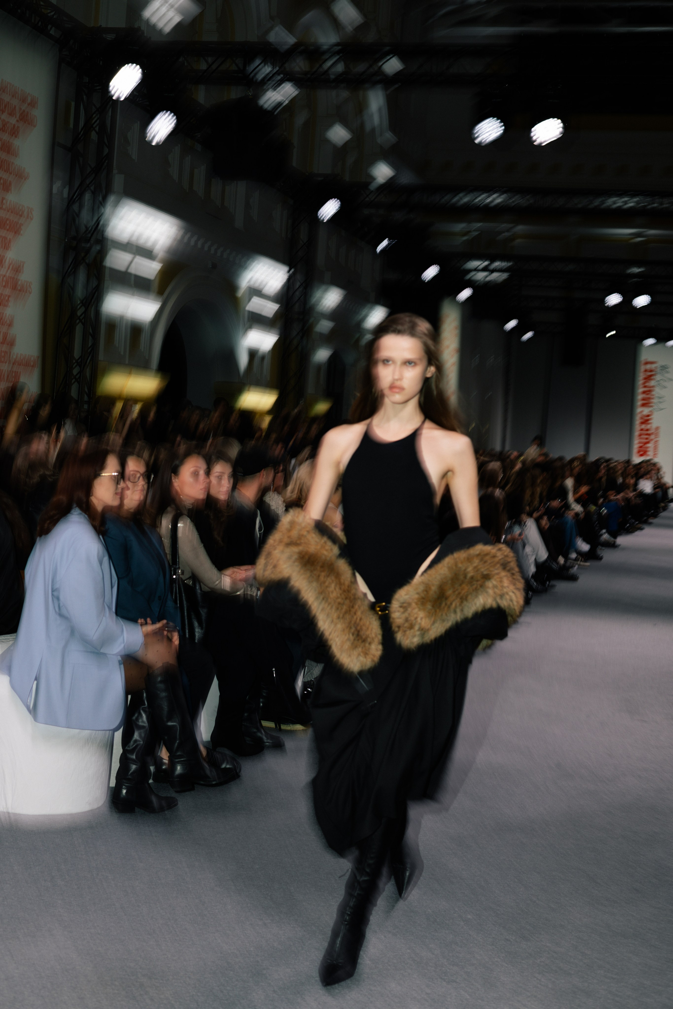 FASHION SHOW. Nikeli.mag