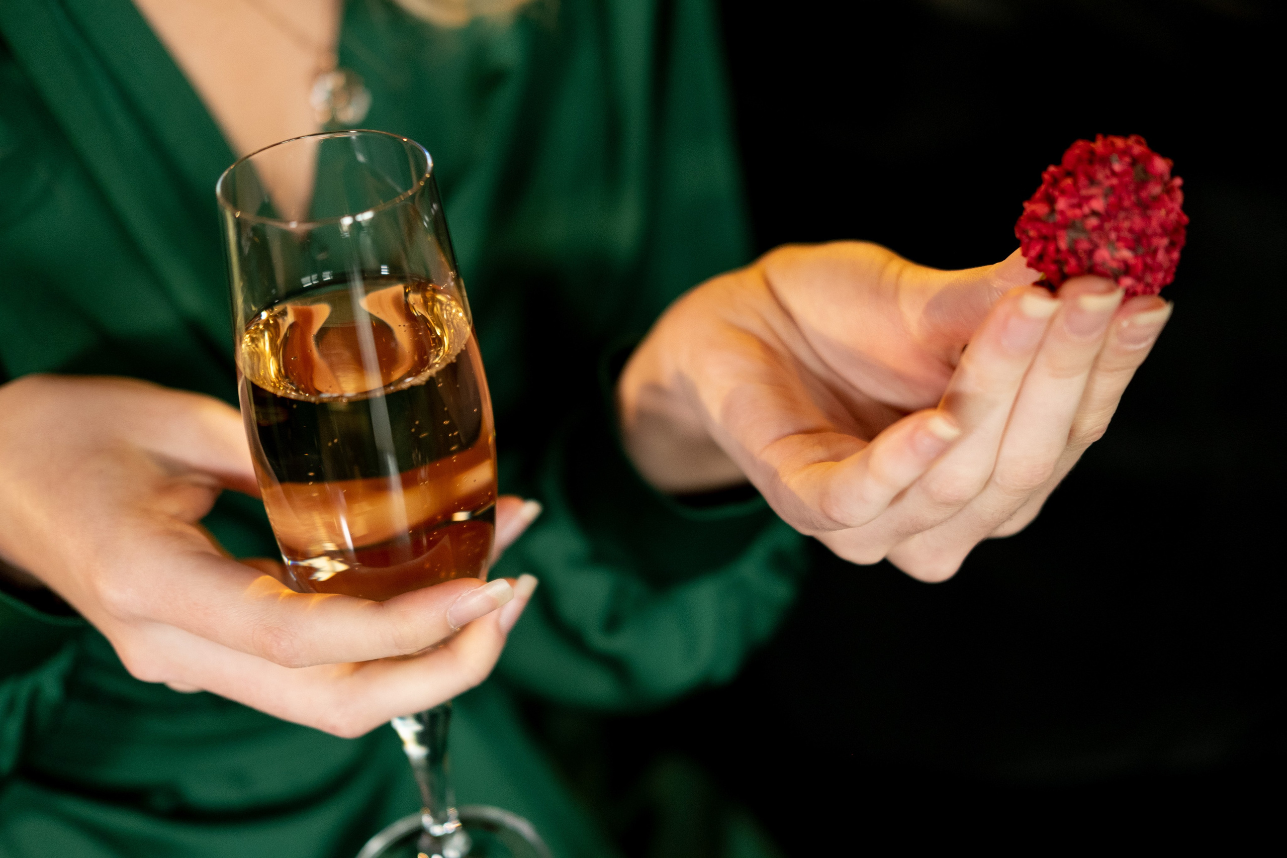 Съемка конфет ручной работы для Озон в Санкт-Петербурге. Фотосессия для маркетплейсов