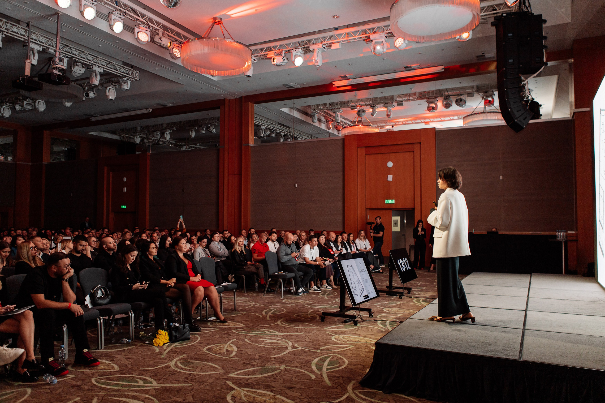 Конференция по флиппингу с Оскаром Хартманом. Свадебный, репортажный фотограф в Москве Татьяна Семина