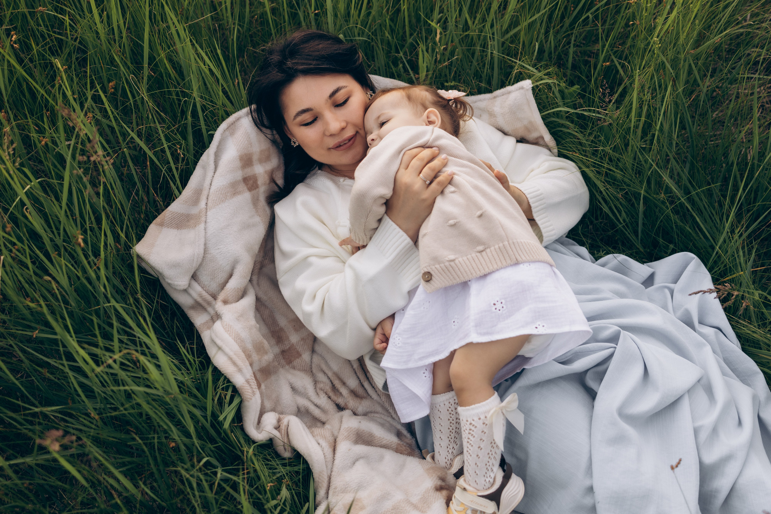 Асель 2 годика