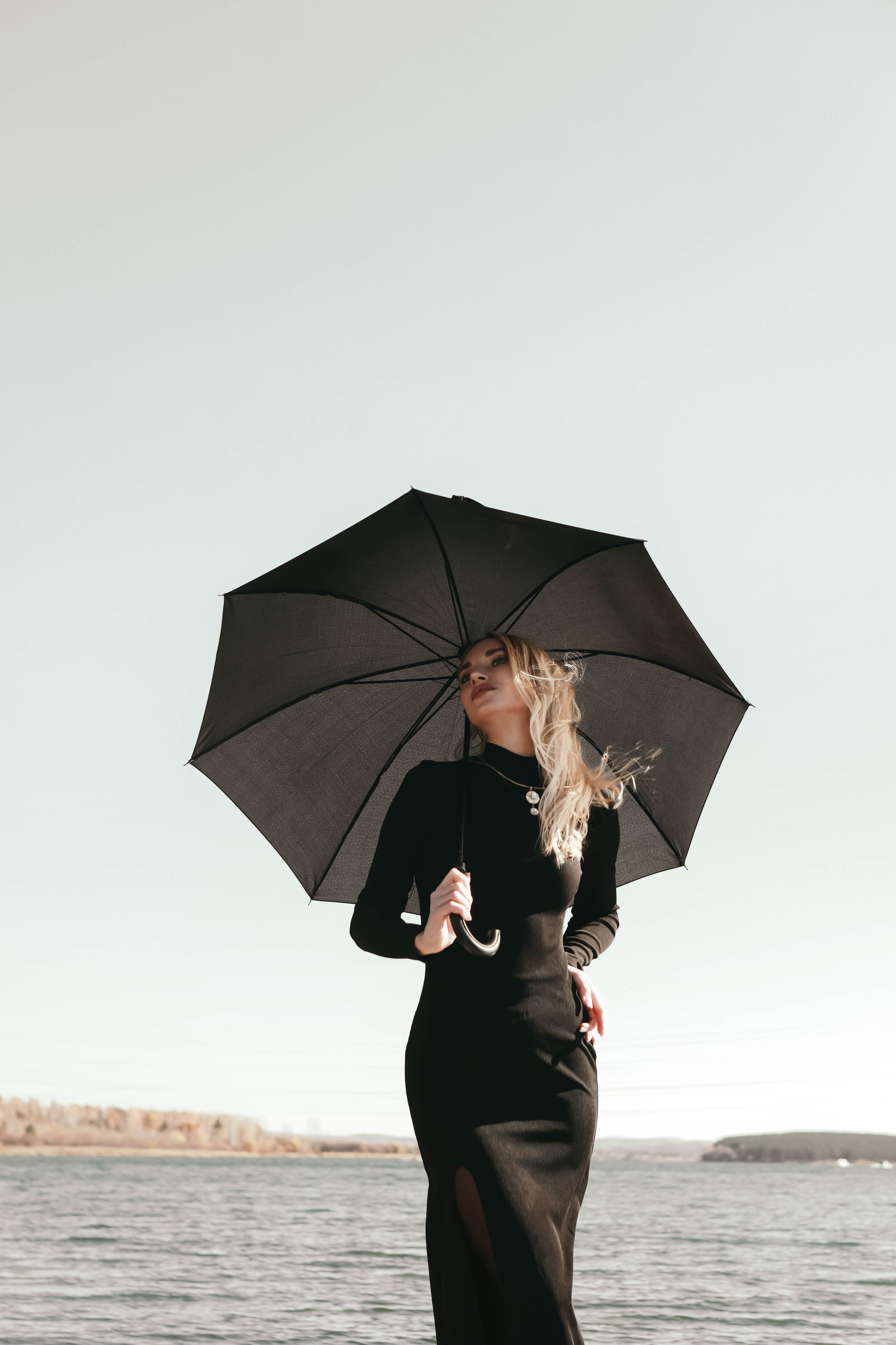 Кристина с зонтом. Фотограф в Иркутске