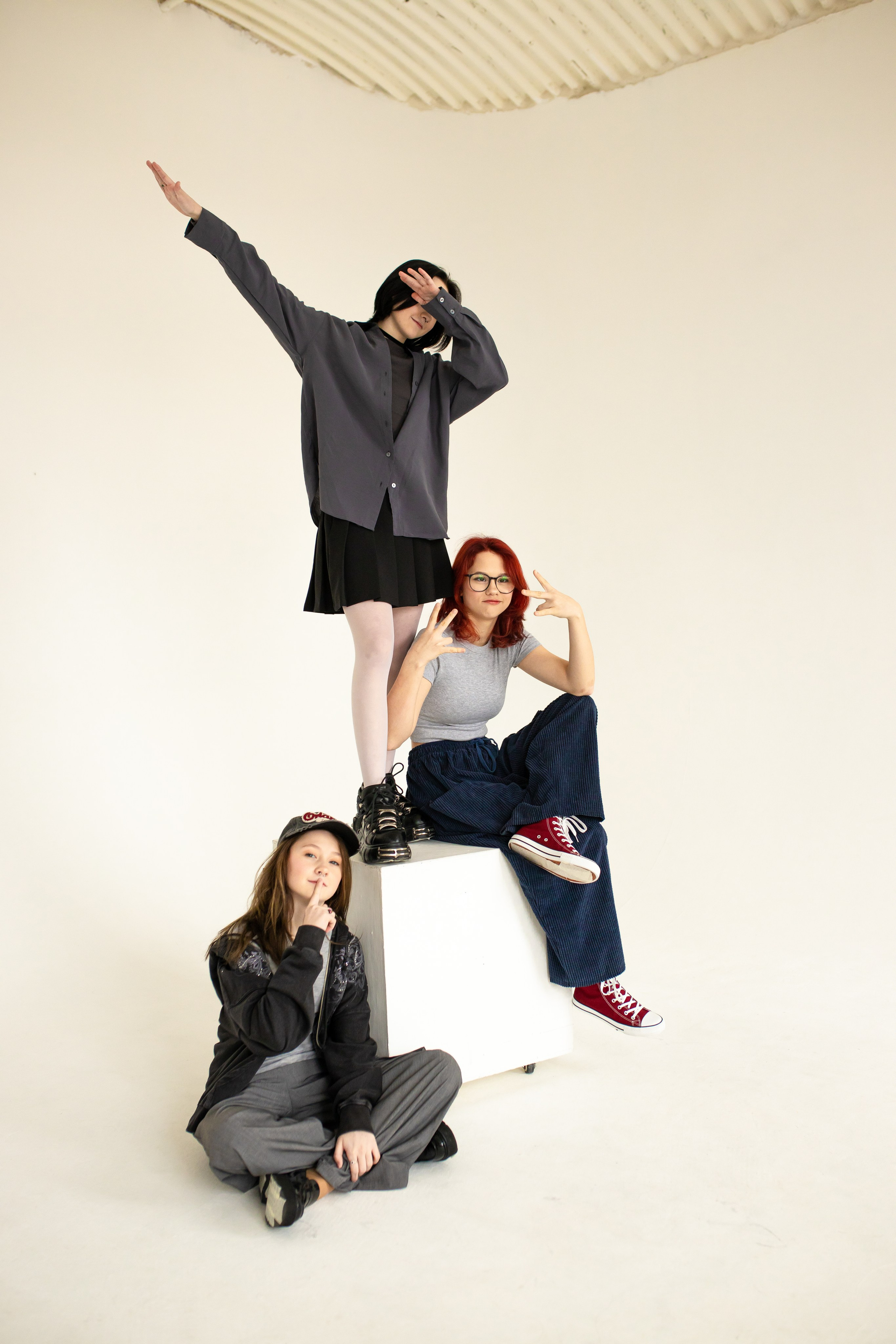 Семейная фотосессия на циклораме с естественным светом. Фотограф в Железнодорожном и Балашихе