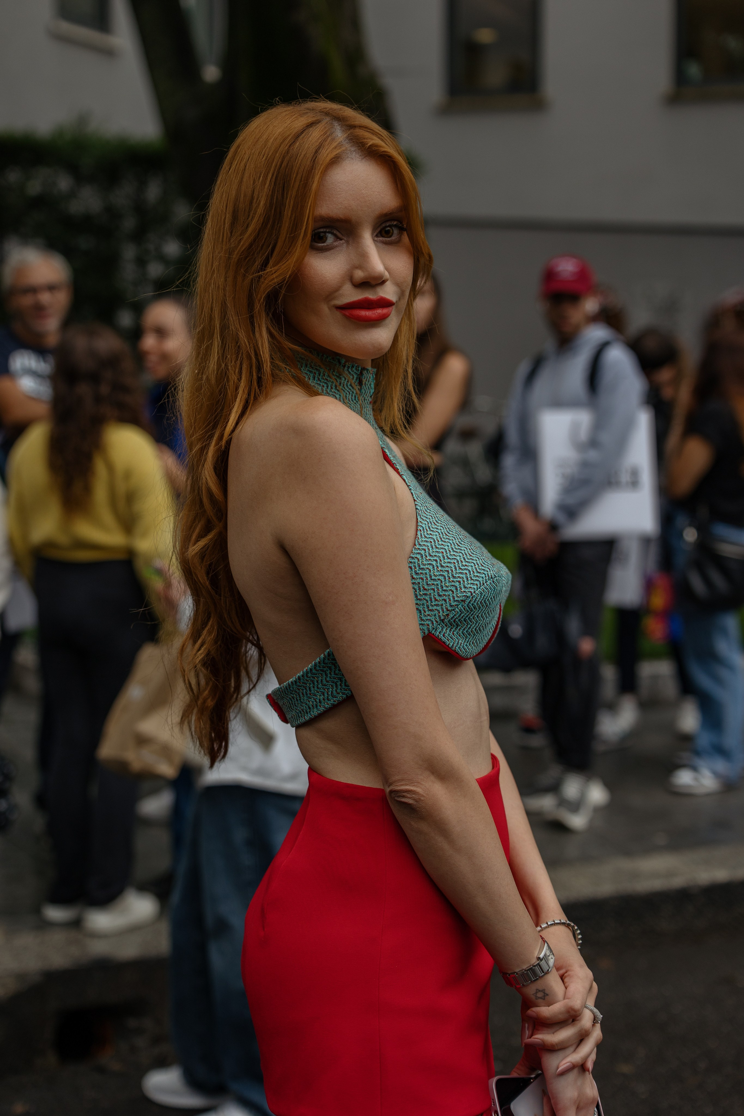 MFW SPRING/SUMMER 2024 EMPORIO ARMANI. Photographer in Milan Ivan Goncharov