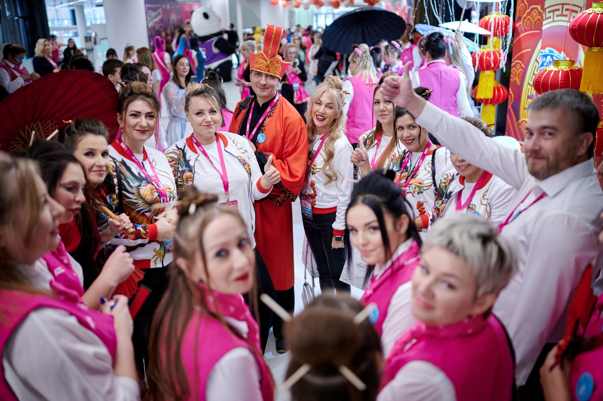 Магнит Косметик — конкурс «Золотой Магазин». Мезенцев Евгений фотограф