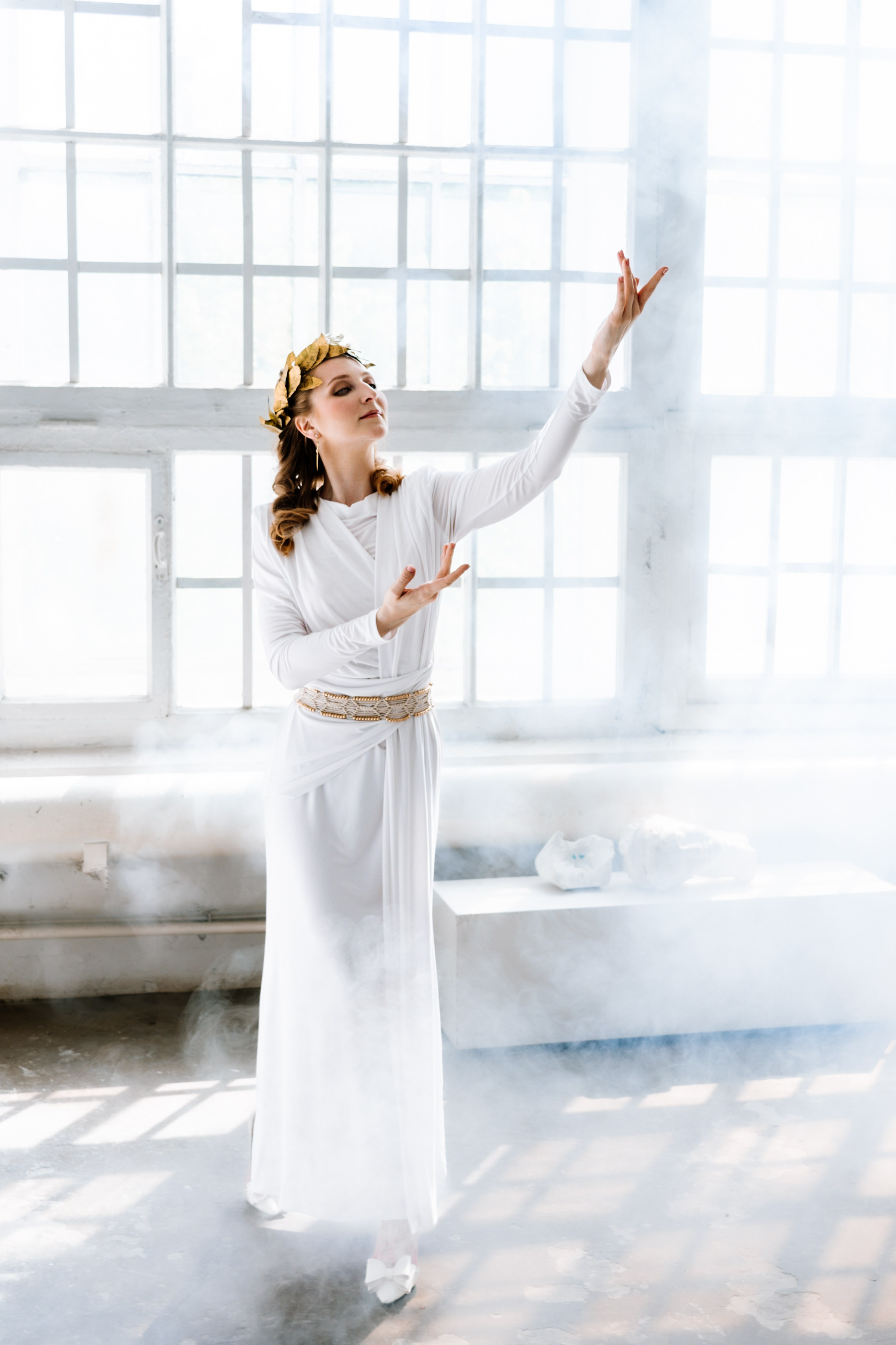 Греческая богиня Терпсихора. Легкая фотография