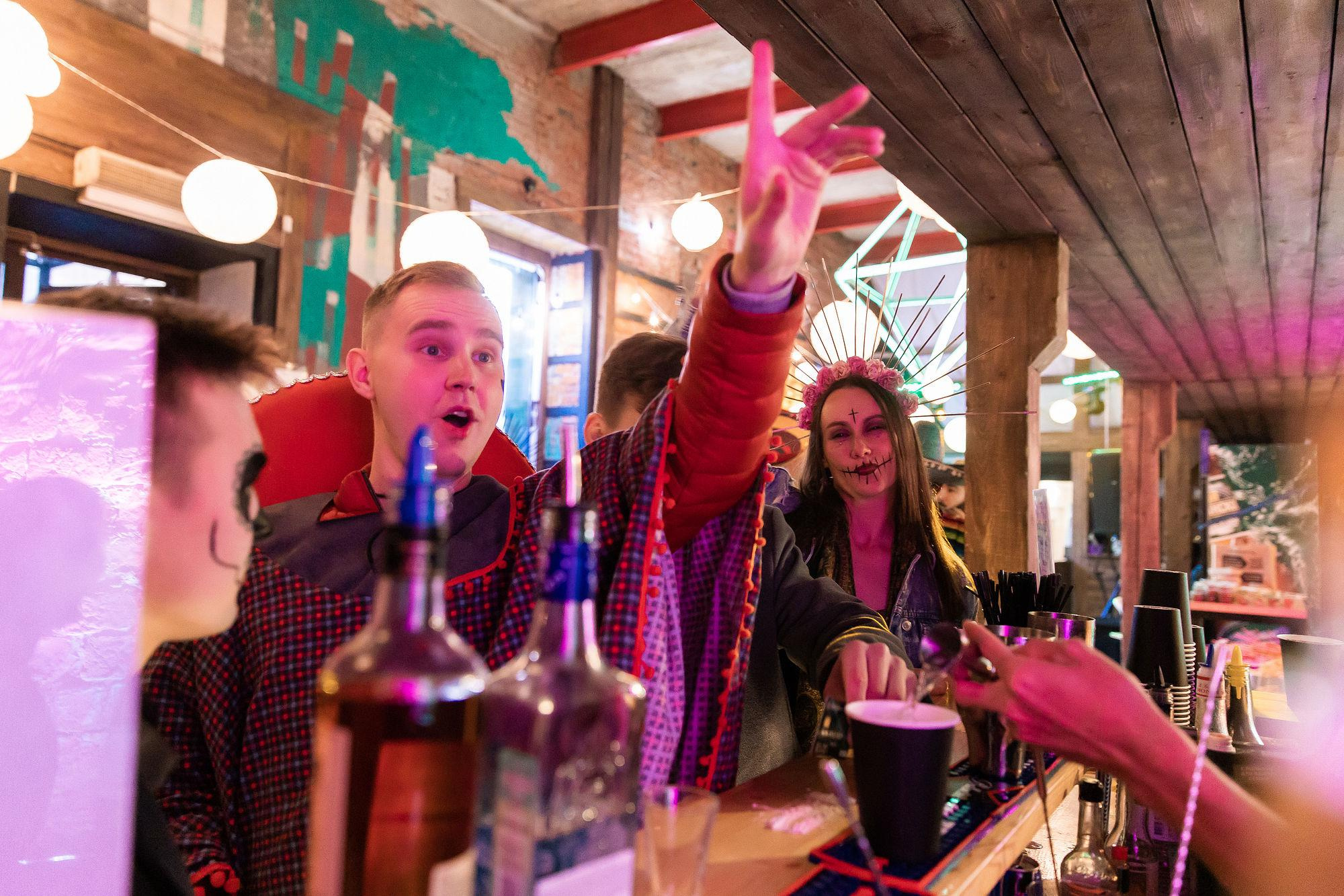 Вечеринка Event-сообщества «Свадебные люди», сентябрь 2021. Репортажный фотограф в Томске