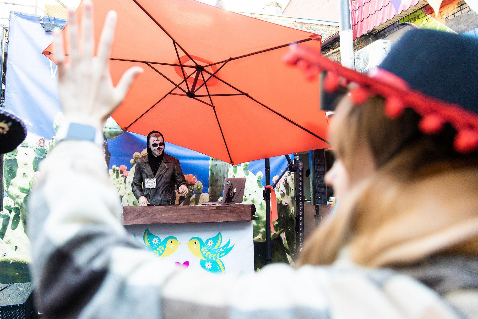 Вечеринка Event-сообщества «Свадебные люди», сентябрь 2021. Репортажный фотограф в Томске