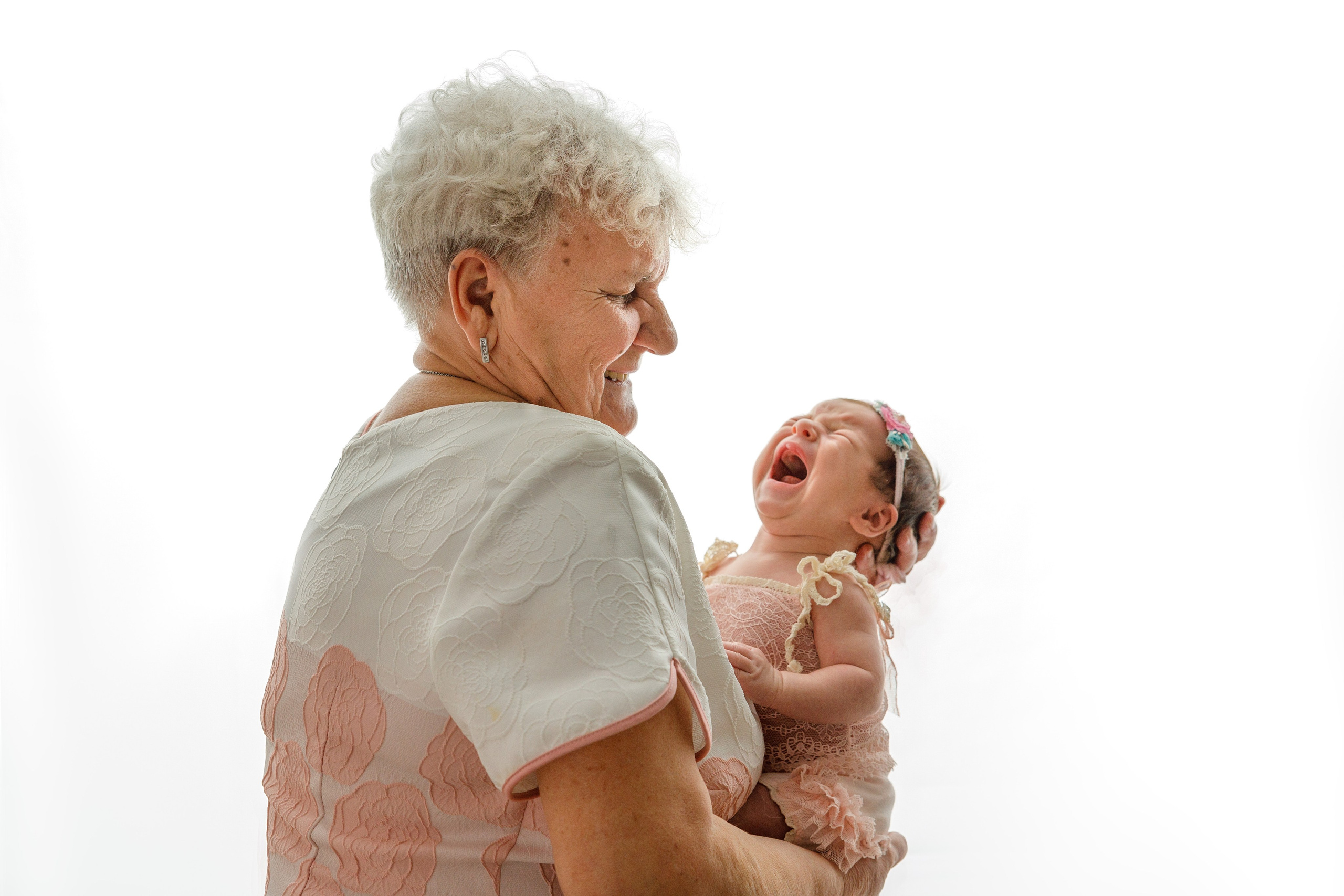 Ньюборн фотосессии в Старом Осколе. Фотостудия для новорожденных в Старом Осколе Гильфановых Юрия и Ольги