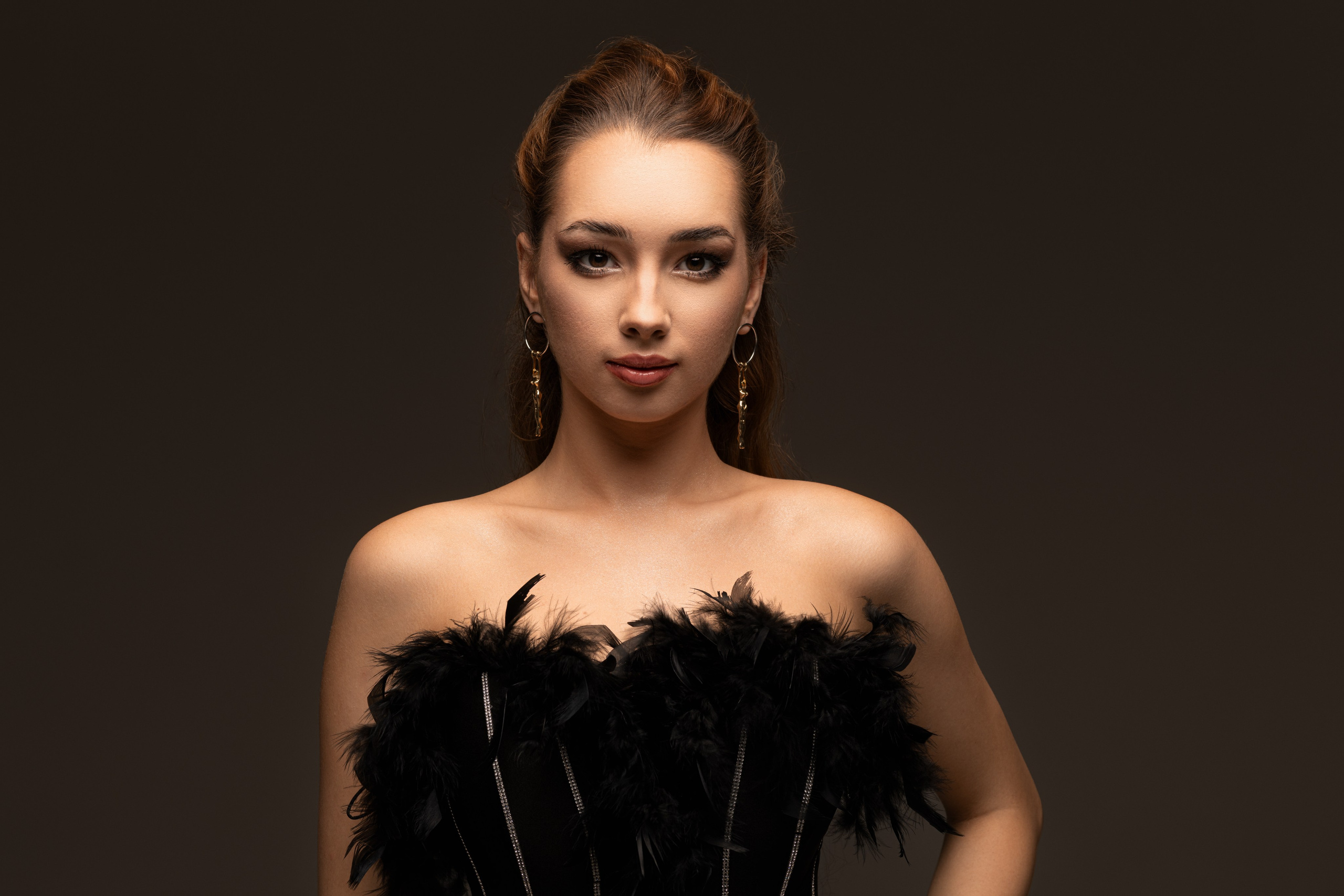 Студийная съемка с Полиной на циклораме в формате для «себя». Дмитрий Шульгин, портретный фотограф в Воронеже