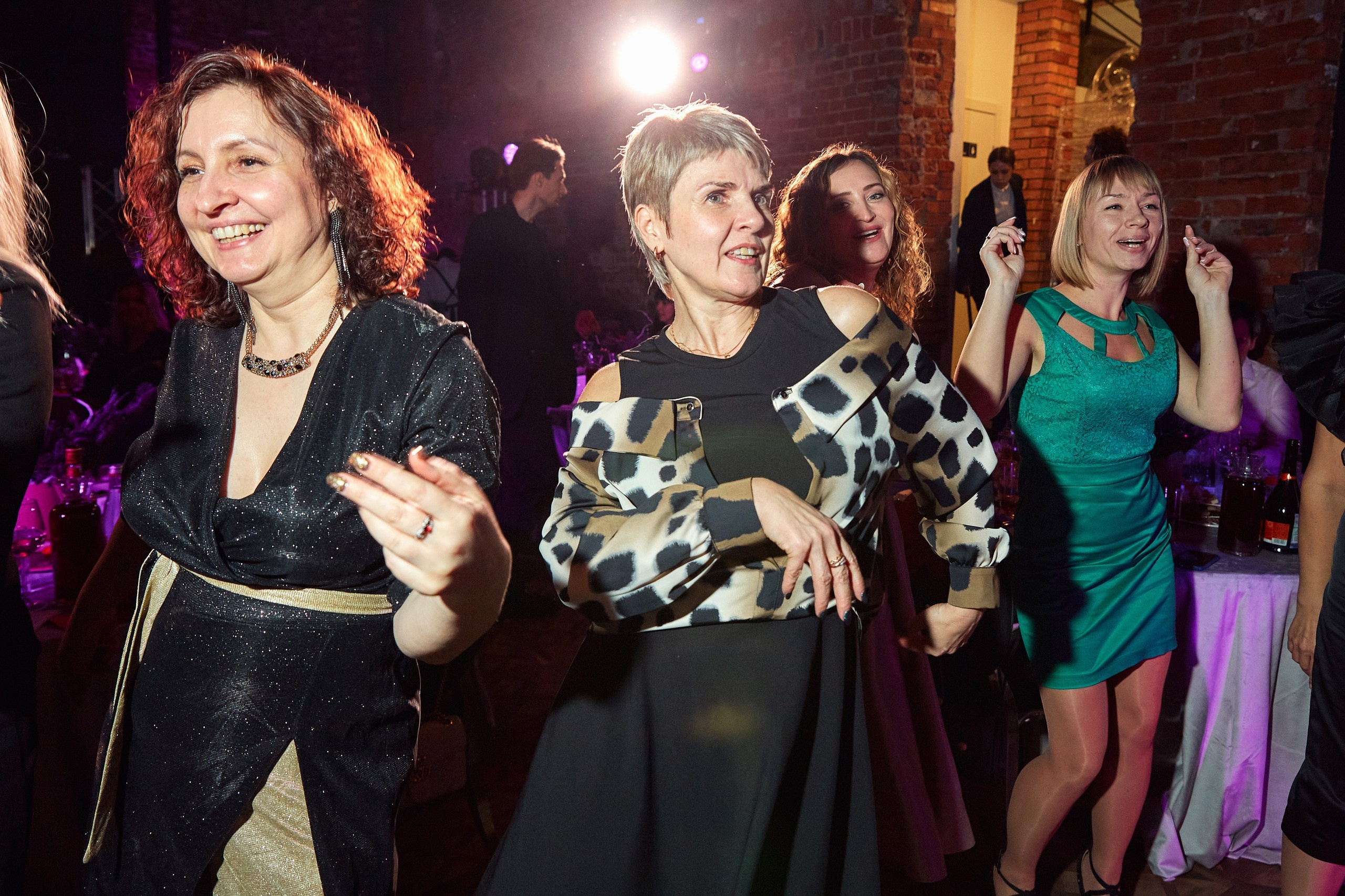 Компания Clarity / Пространство HIDE. Антон Артюшин, портретный фотограф. Москва