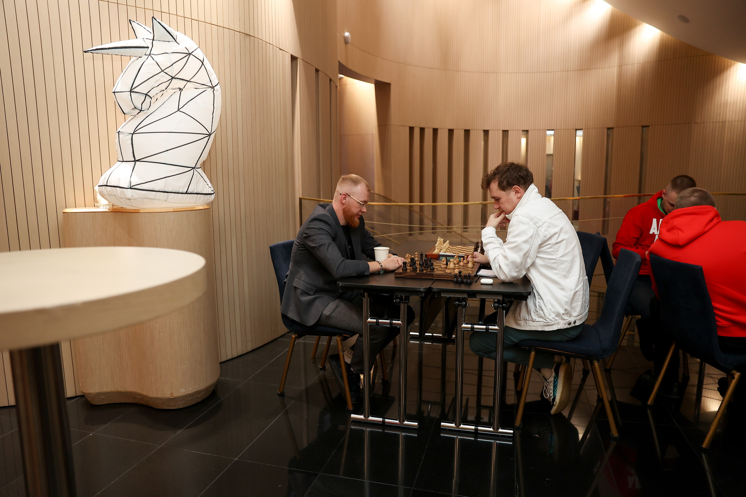 Оскар Хартманн. Business standup тур. Александра, репортажный и событийный фотограф