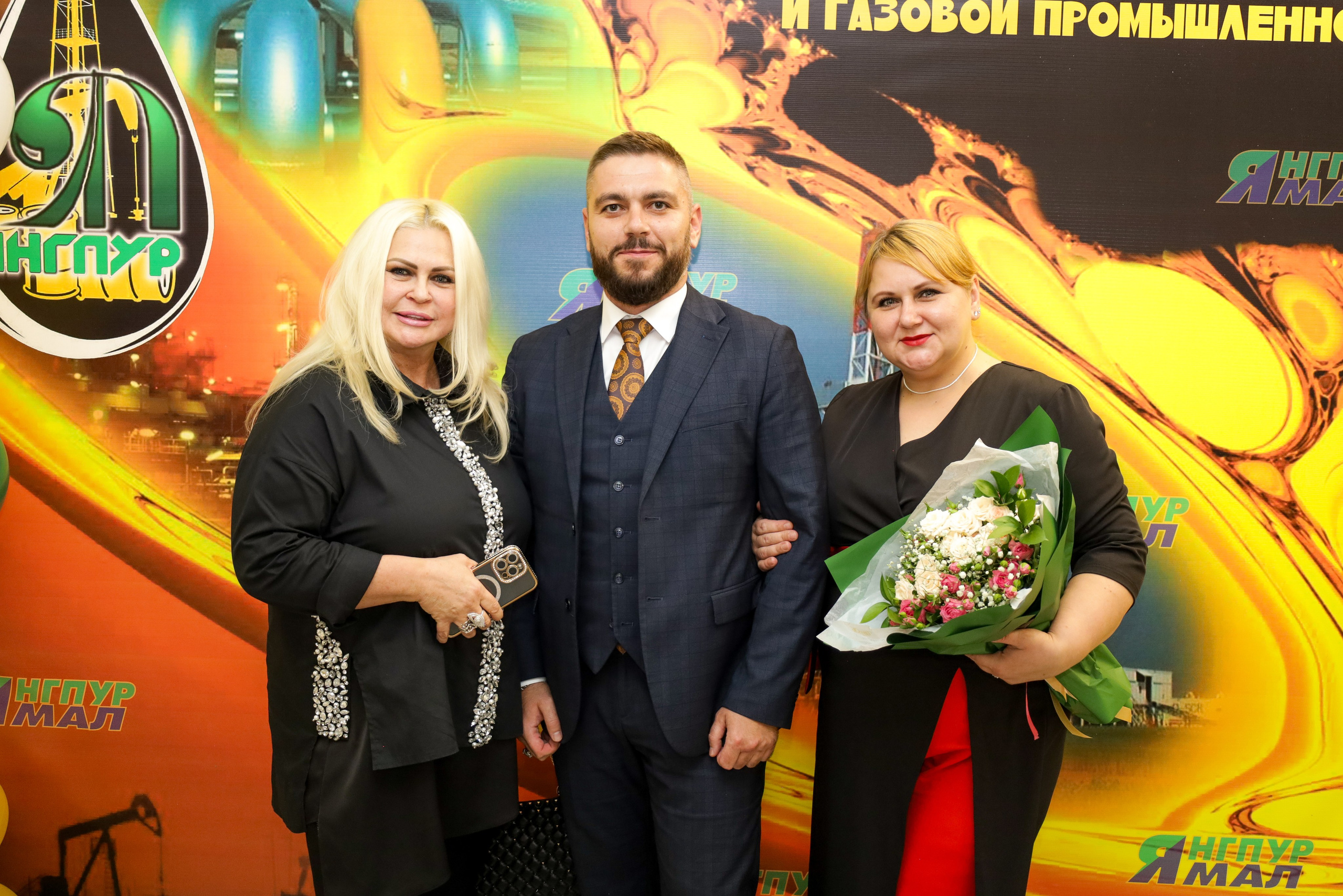 Награждение ко дню работников нефтяной, газовой и топливной промышленности. Фотограф в Губкинском | Александра Артамонова