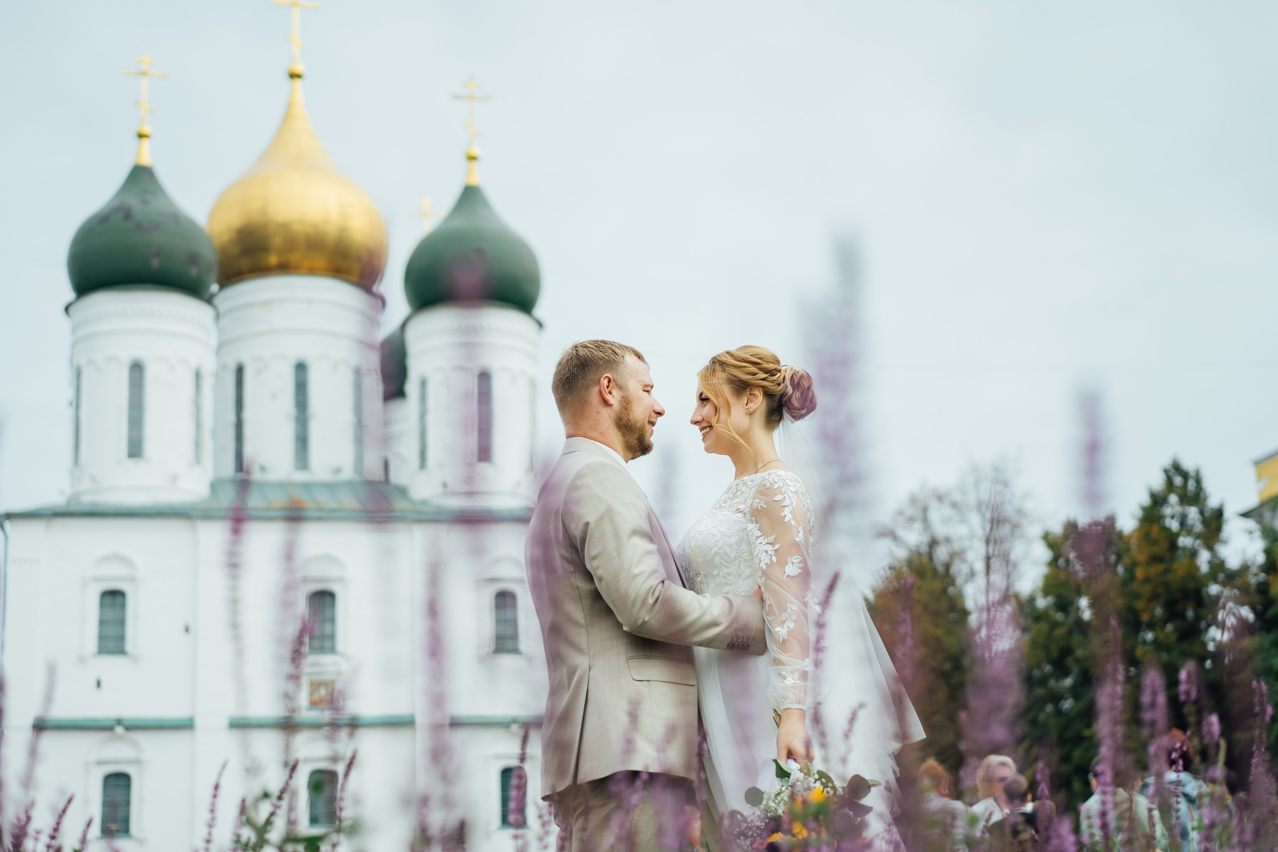 Алексей и Екатерина 06.09.2025 свадебная прогулка. Свадебный фотограф в Коломне, Воскресенске, Егорьевске Владимир Петров
