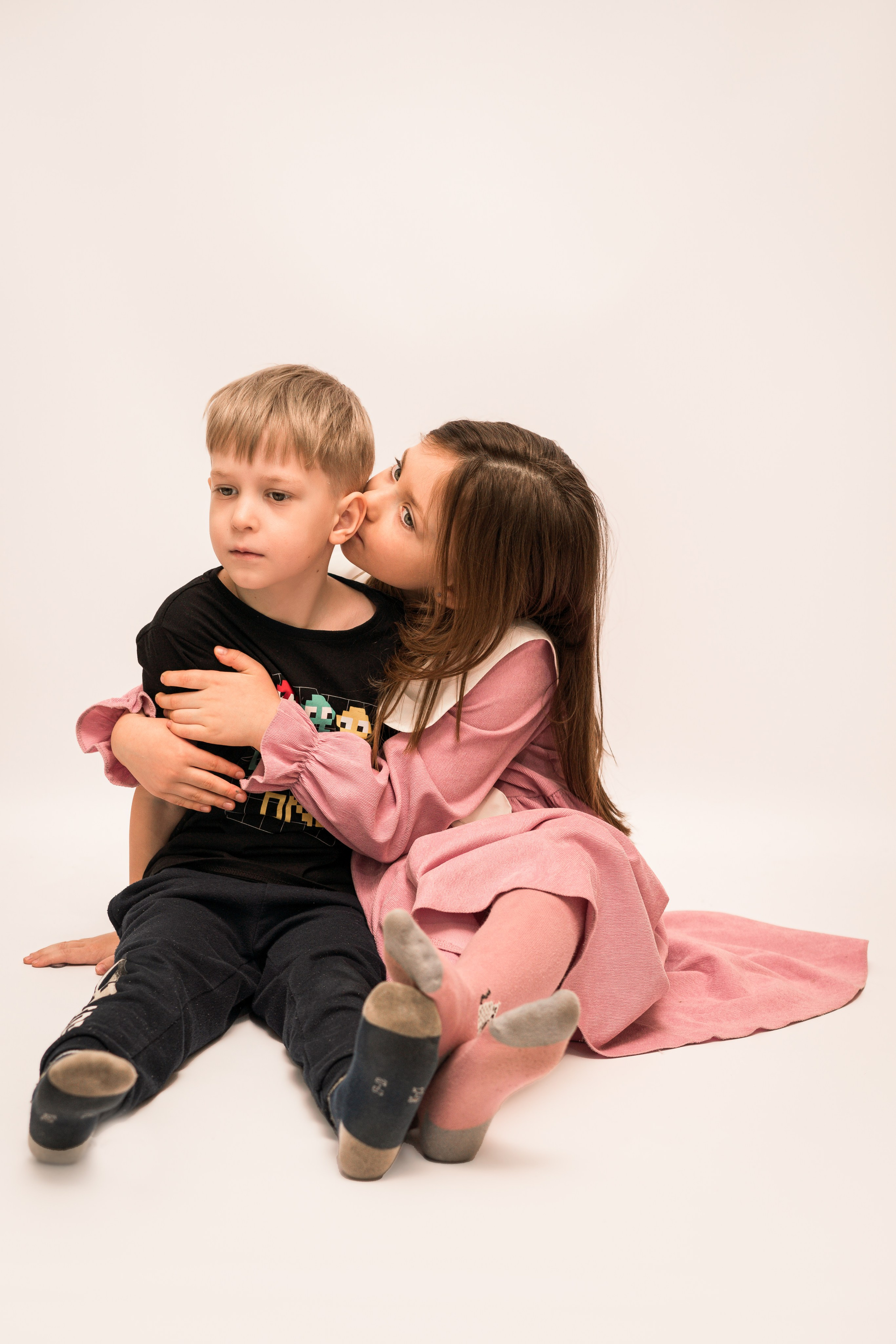 Детский сад, портреты белый фон. Фотограф Шунова Саша