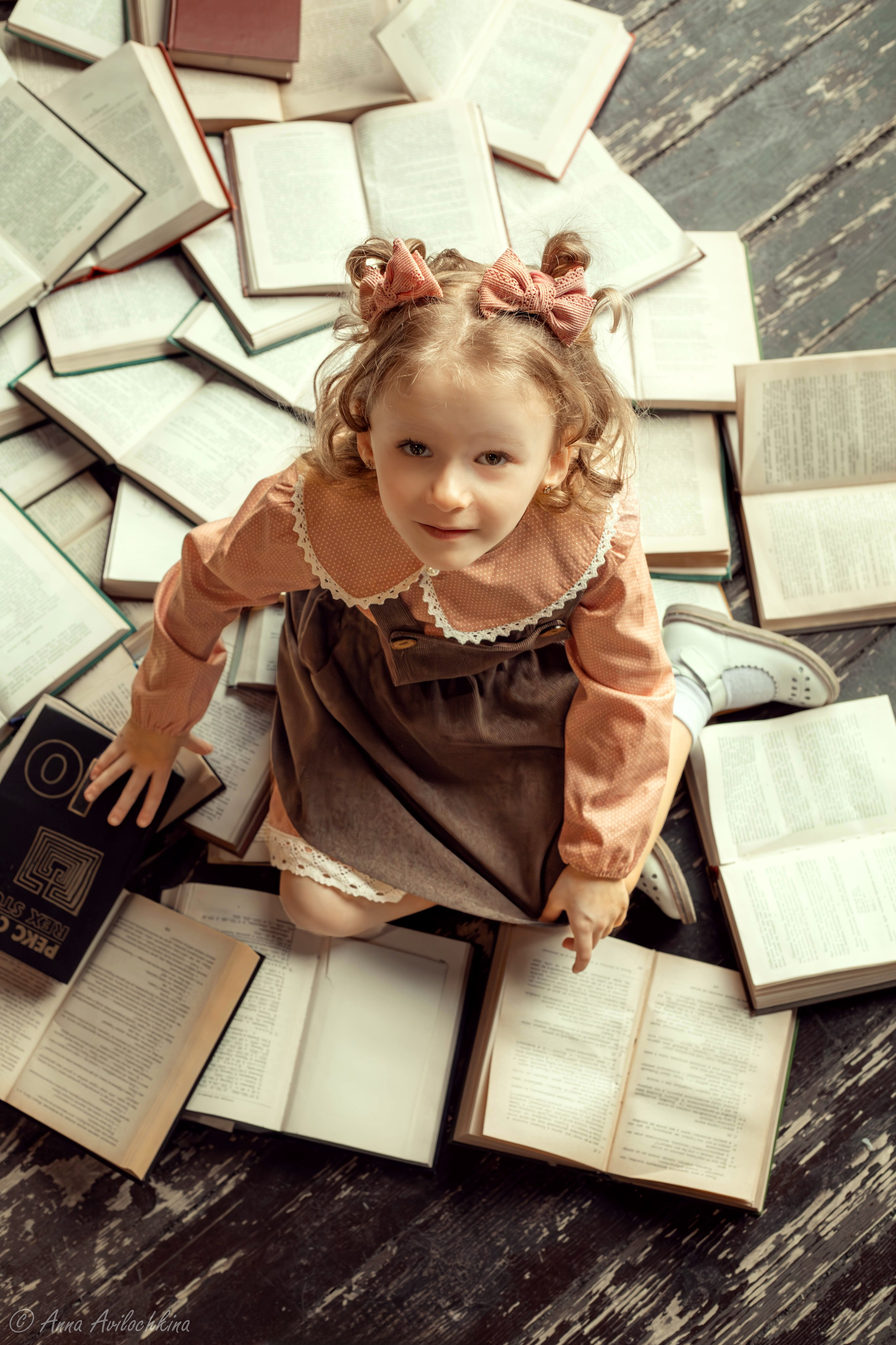 Детские фотосессии для фотоальбомов (школа, детский сад). Семейный и свадебный фотограф в Москве и Домодедово Анна Авилочкина